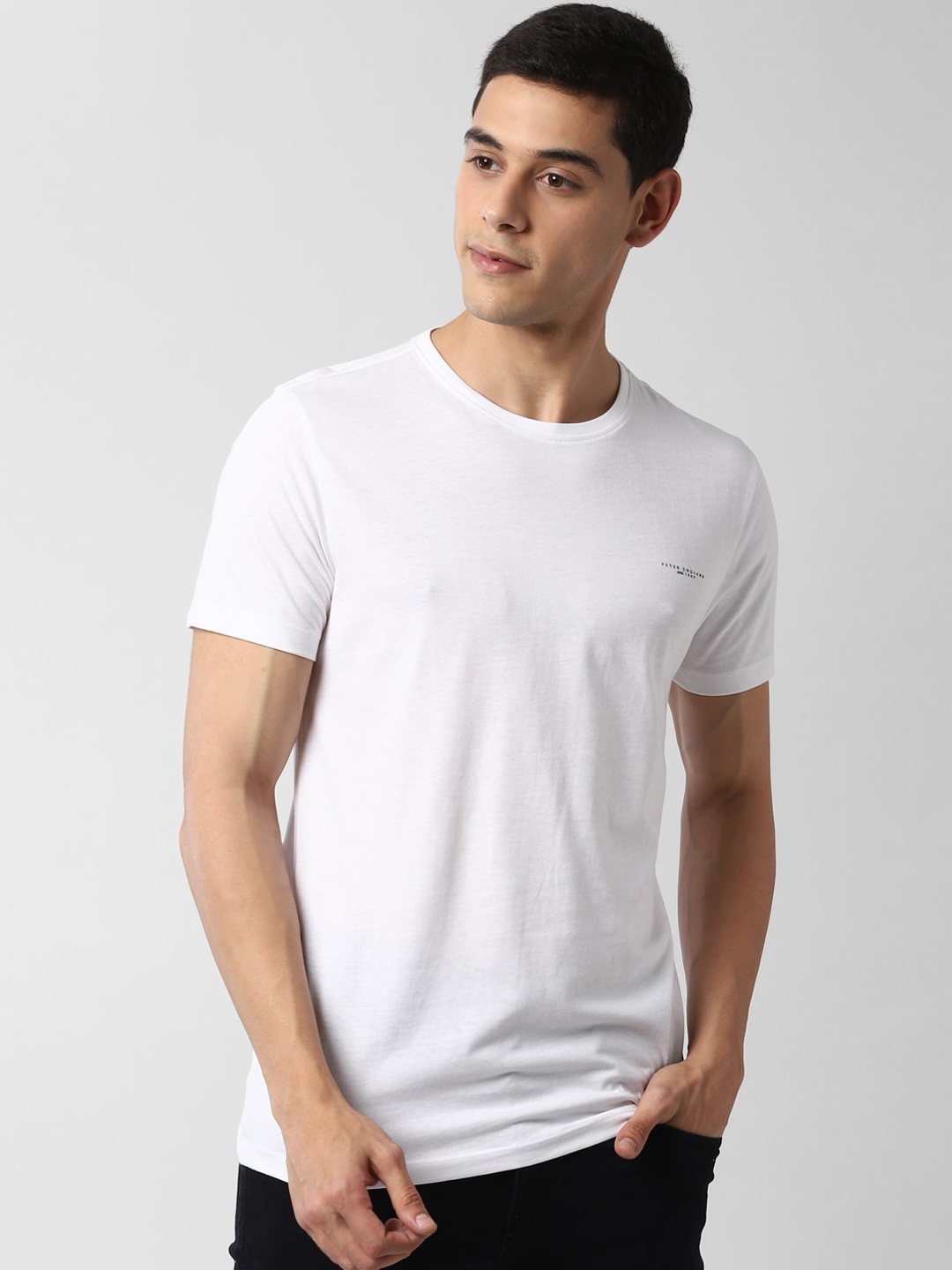 Peter England Casuals Men White Slim Fit Solid Round Neck T-shirt
