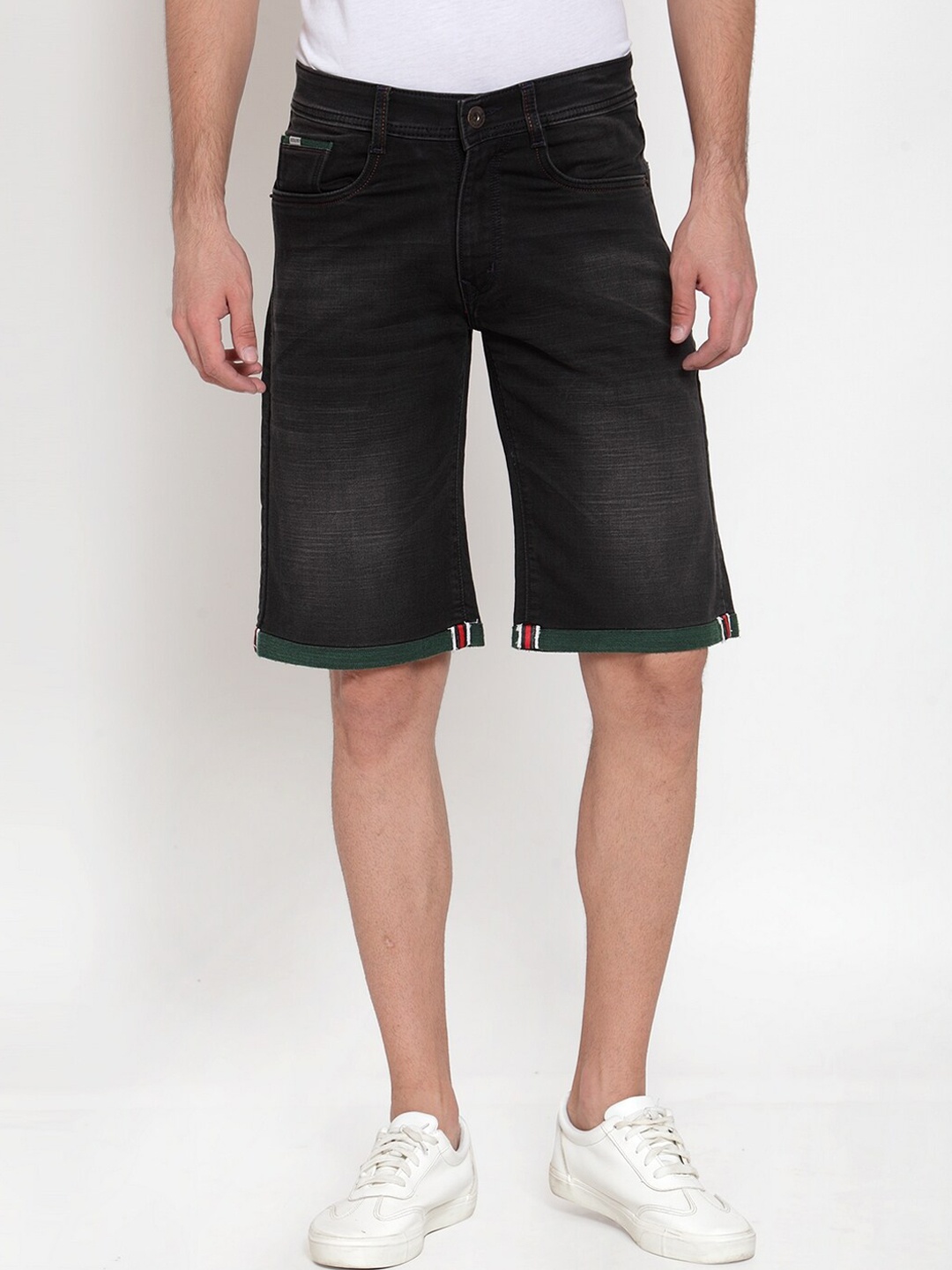 

Rodamo Men Black Washed Slim Fit Denim Shorts