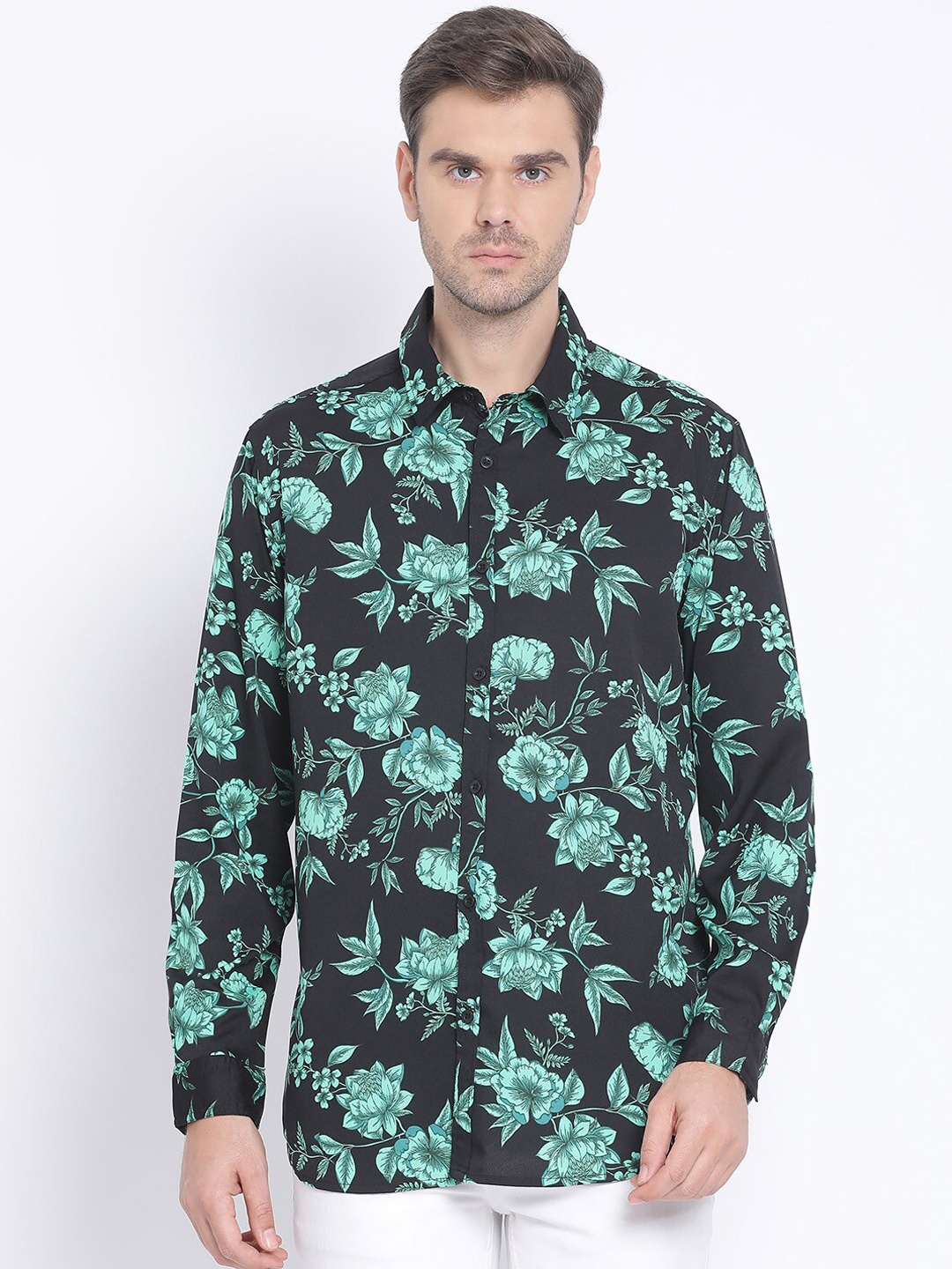 

Oxolloxo Men Black Regular Fit Printed Casual Shirt
