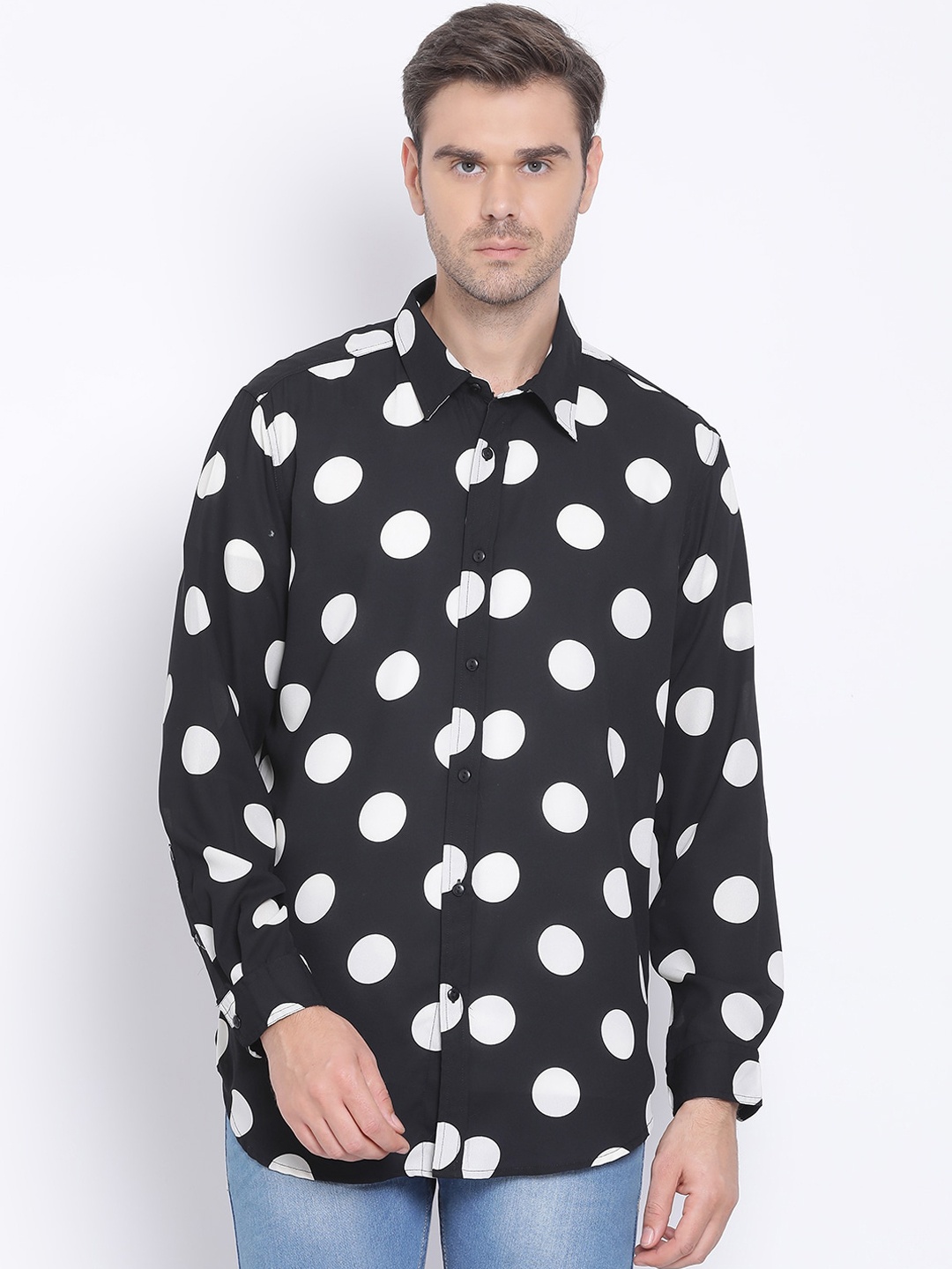 

Oxolloxo Men Black Regular Fit Printed Casual Shirt