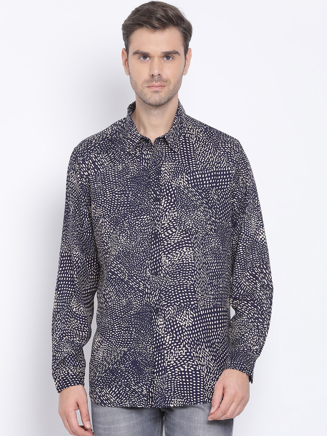 

Oxolloxo Men Navy Blue & Beige Regular Fit Printed Casual Shirt