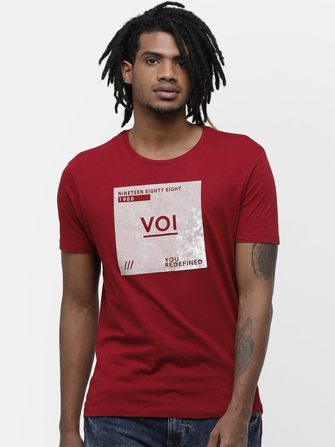 

Voi Jeans Men Red Printed Round Neck T-shirt