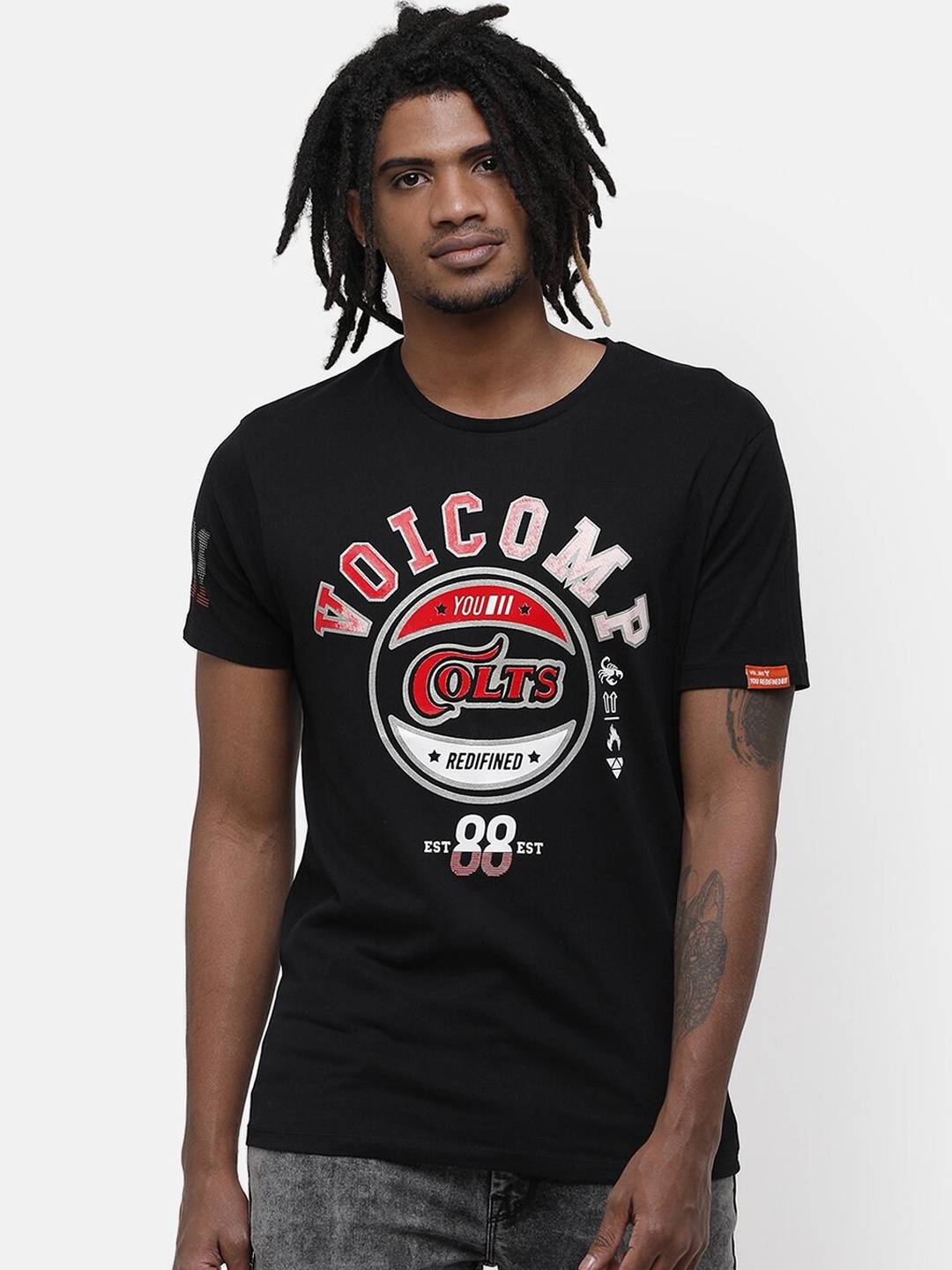 

Voi Jeans Men Black Printed Round Neck T-shirt