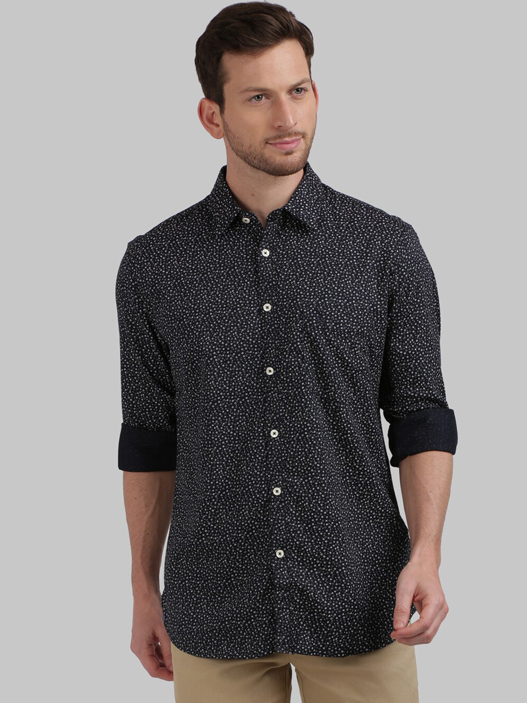 

Parx Men Navy Blue Slim Fit Printed Casual Shirt