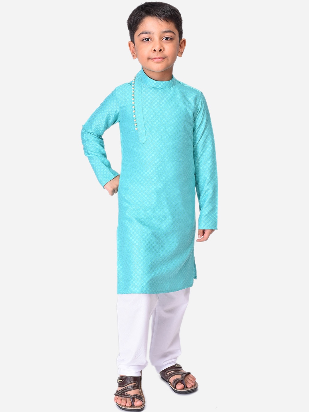 

NAMASKAR Boys Cotton Blend Self Design Kurta with Churidar, Turquoise blue