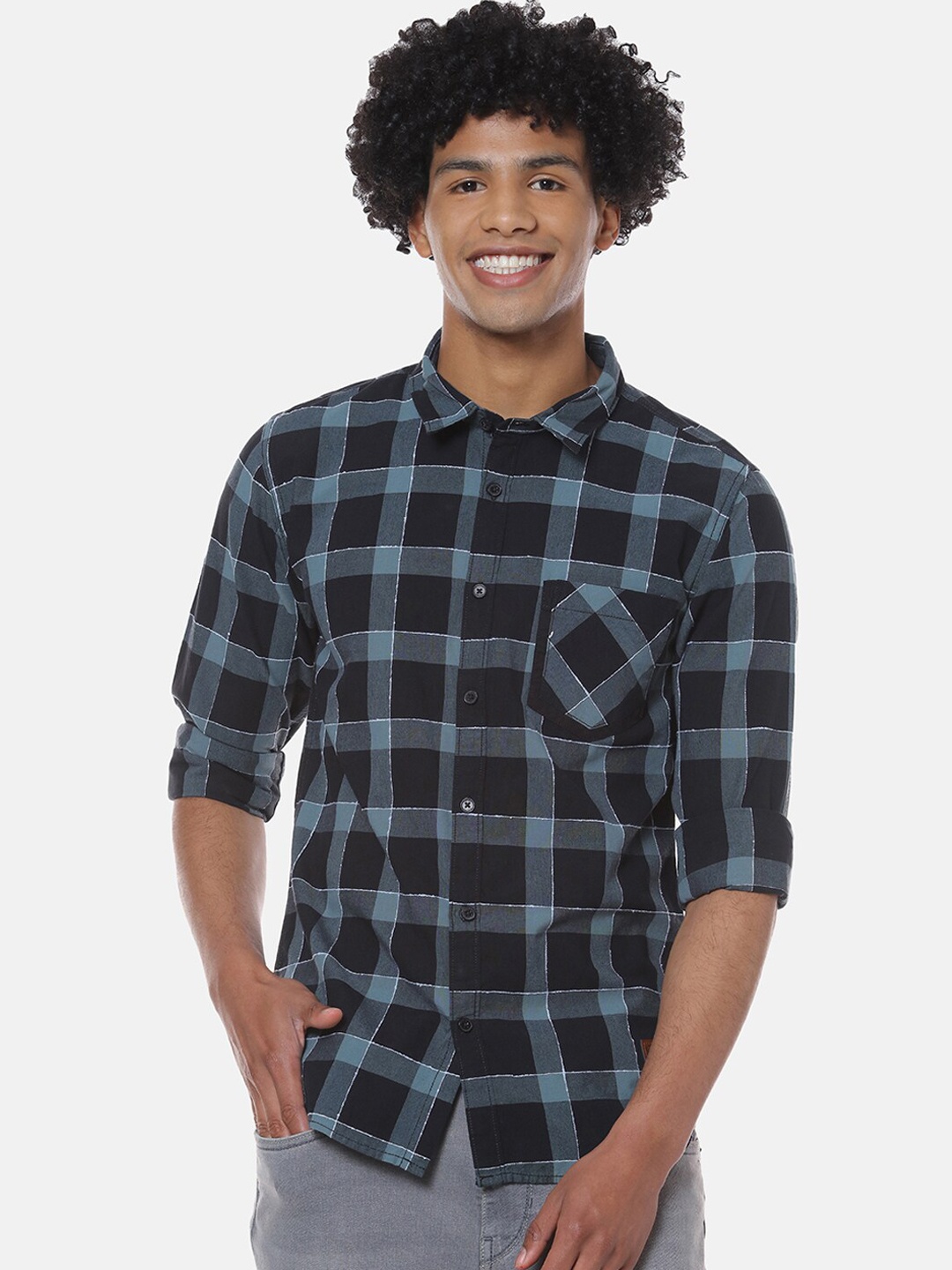 Campus Sutra Men Black Regular Fit Checked Casual Shirt