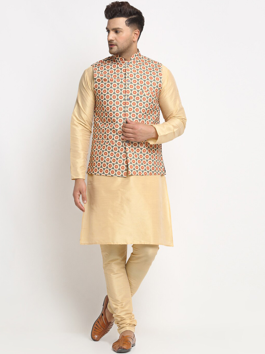 

Benstoke Men Gold-Toned Solid Kurta with Churidar & Nehru Jacket