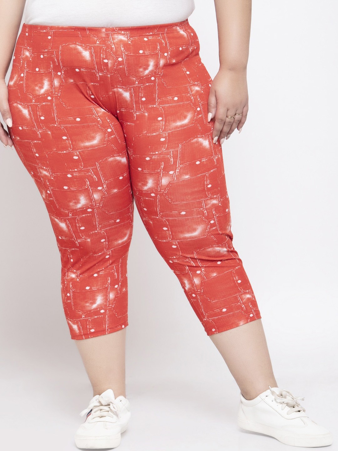 

plusS Women Orange & White Printed Tight Fit Capris