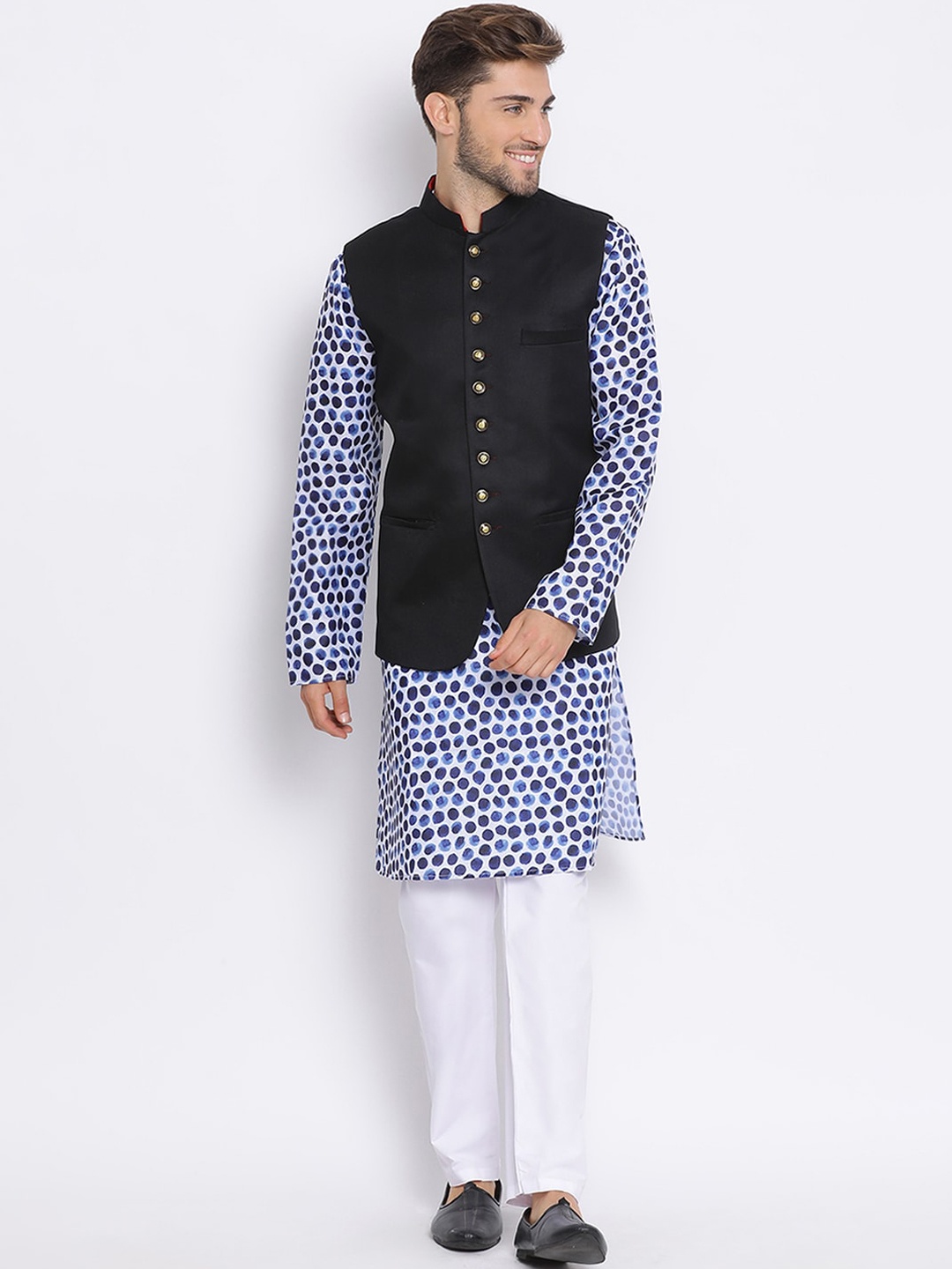 

Hangup Men Blue & White Printed Kurta with Pyjamas & Nehru Jacket