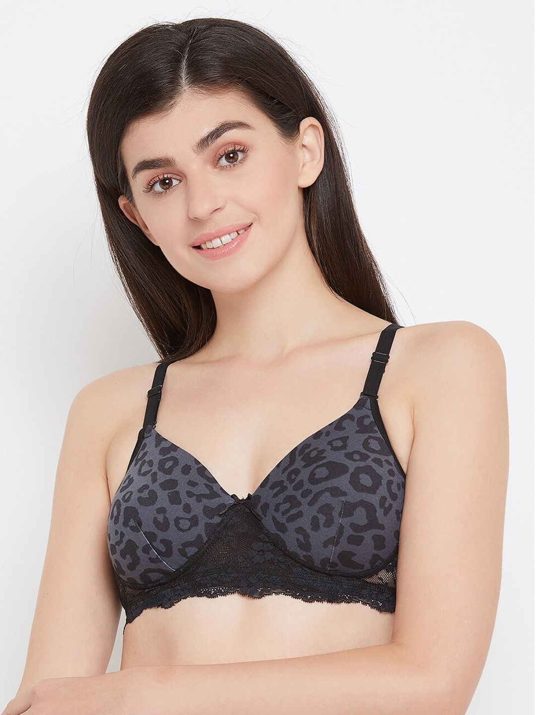 Clovia Black Printed Non-Wired Lightly Padded T-shirt Bra BR1806H1342B