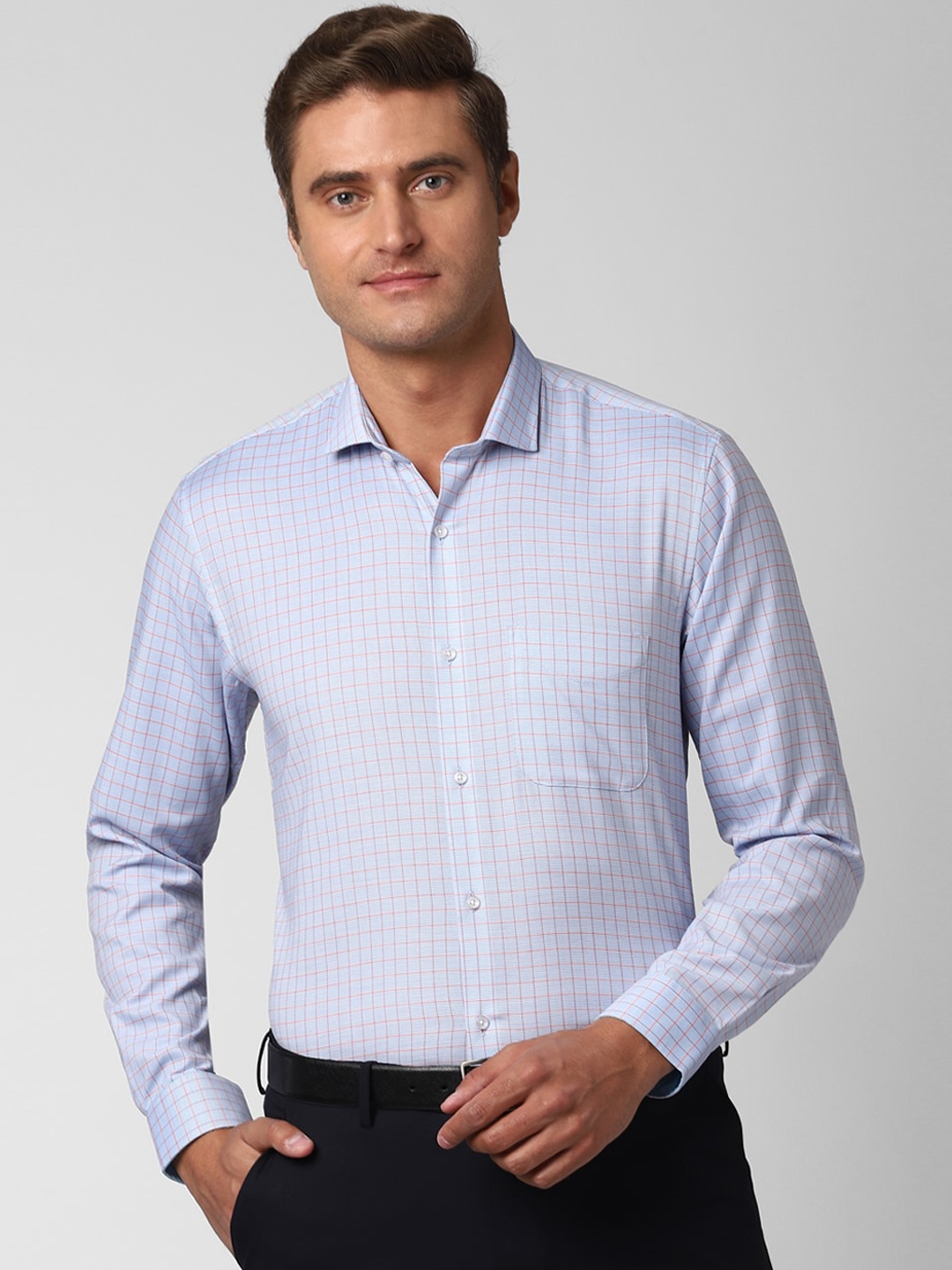 

Peter England Men Blue Regular Fit Checked Casual Shirt