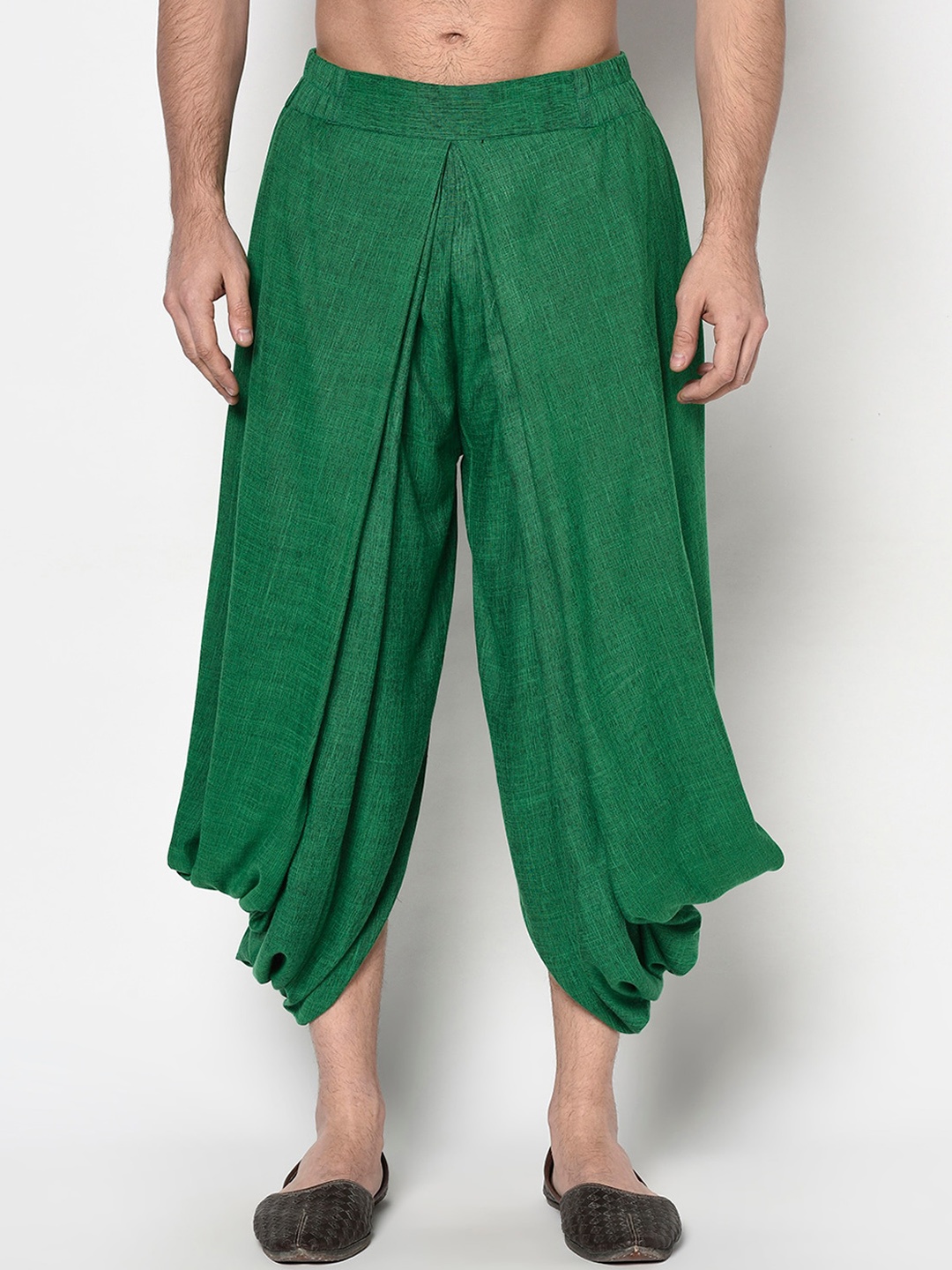 

LAMAAYA Men Green Solid Ankle-Length Patiala