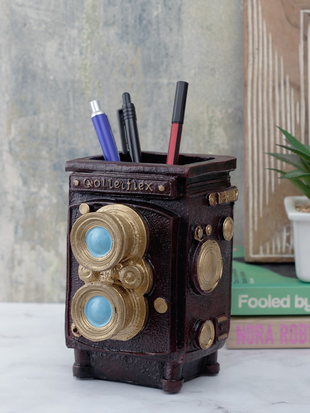 

A Vintage Affair- Home Decor Brown Vintage Camera Desk Organizer