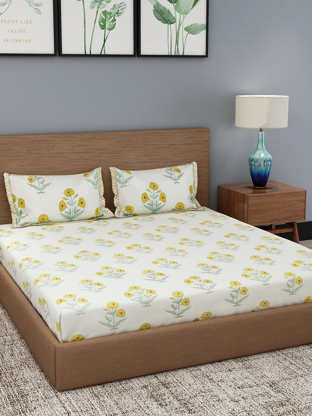 

Rajasthan Decor Cream-Coloured & Yellow Floral 180 TC Cotton 1 King Bedsheet with 2 Pillow Covers