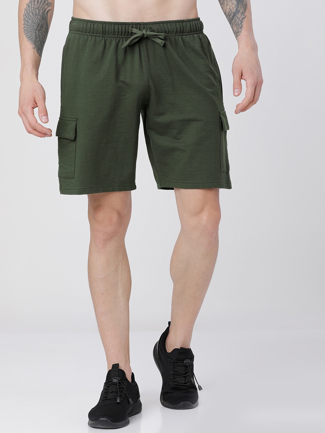 

HIGHLANDER Men Olive Green Solid Slim Fit Regular Shorts