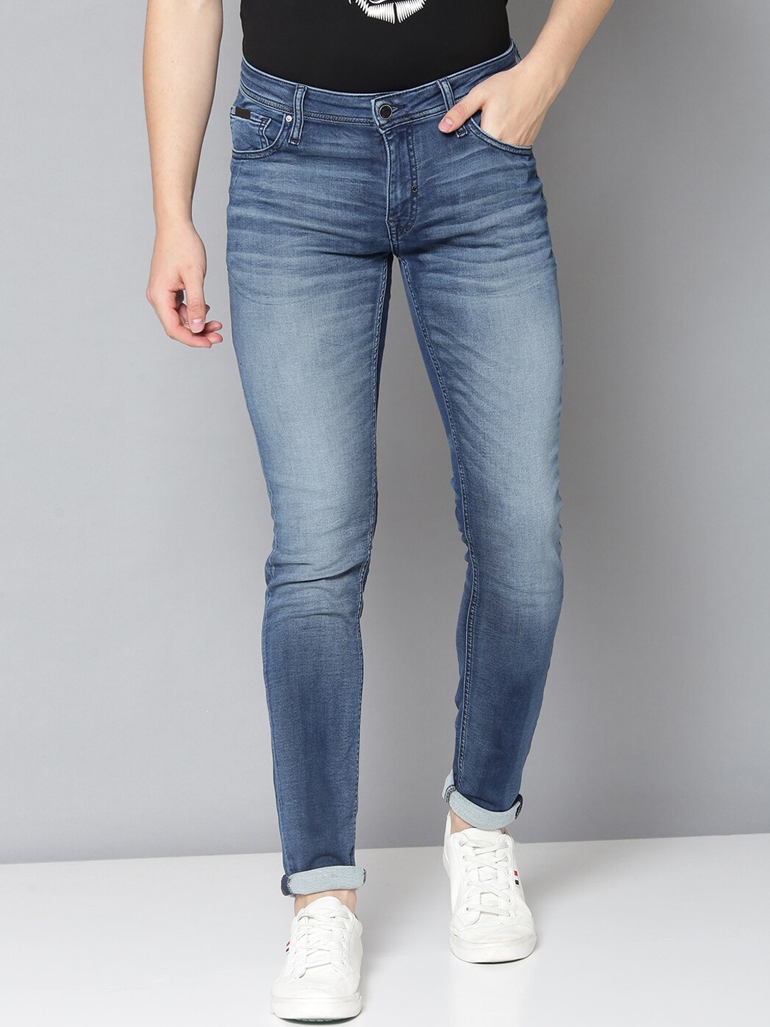 

Antony Morato Men Blue Tapered Fit Mid-Rise Low Distress Jeans