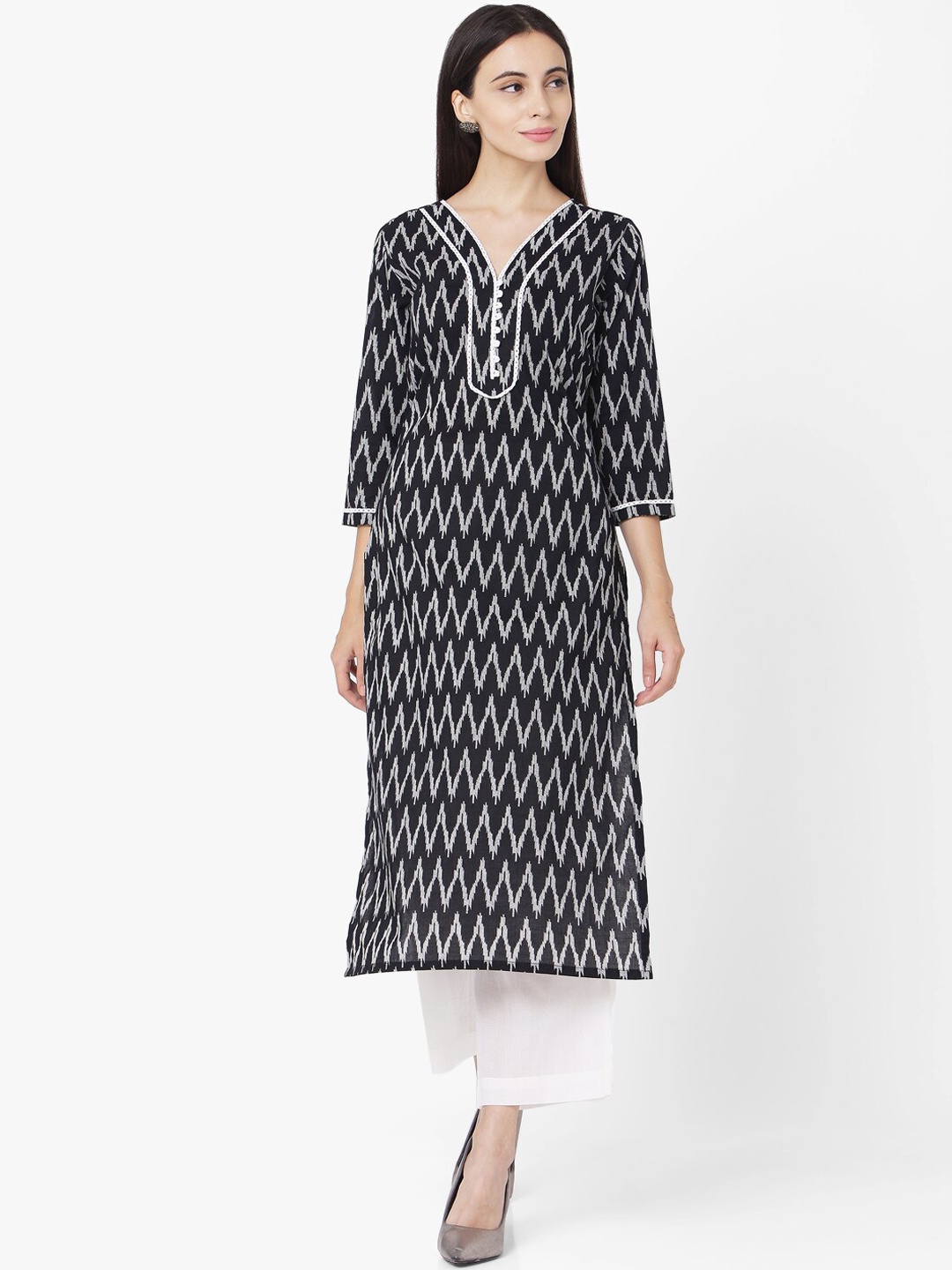

Saanjh Women Black Printed Kurta with Palazzos