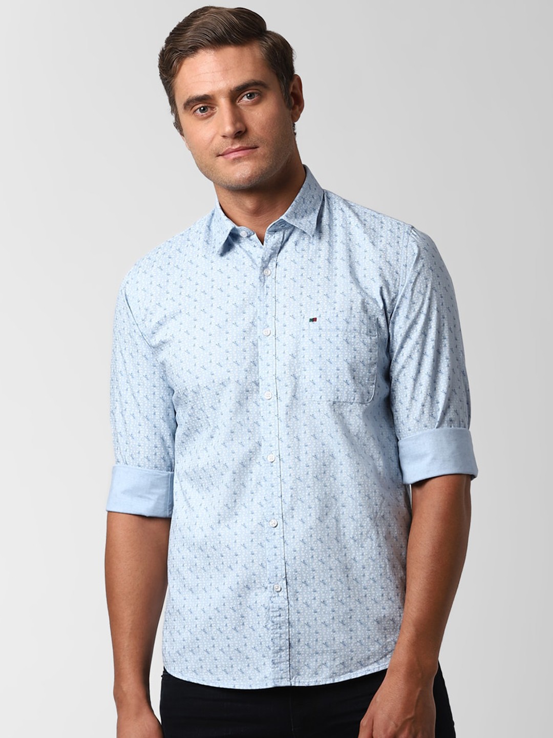 

Peter England Casuals Men Blue Slim Fit Printed Casual Shirt