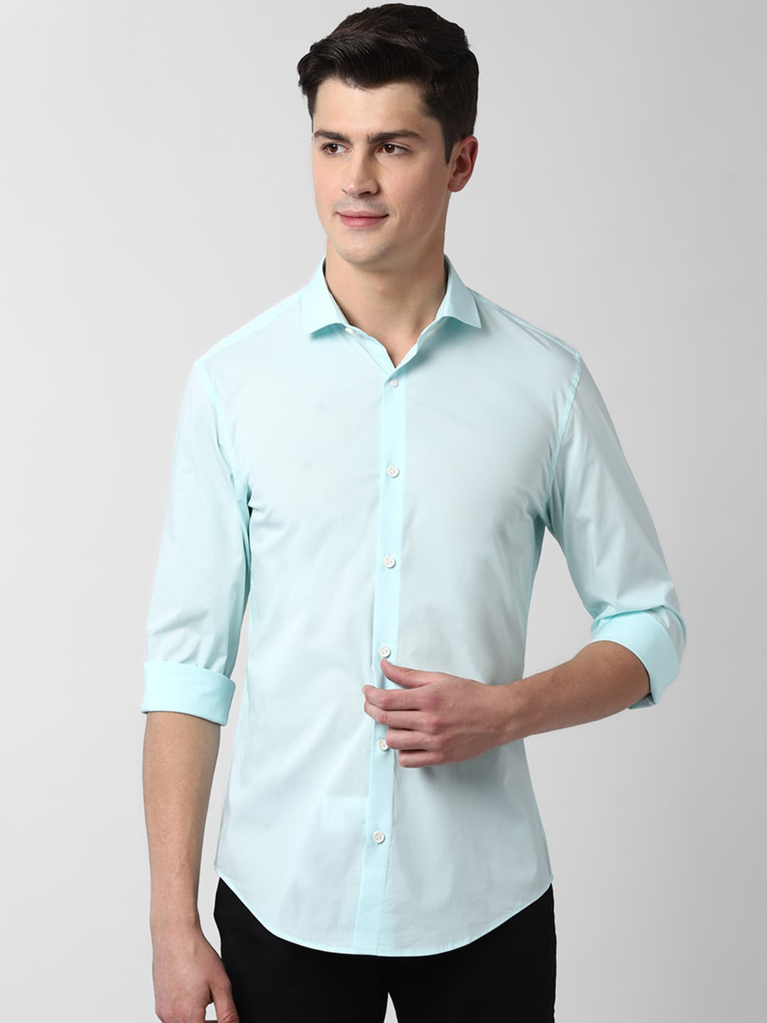 

Peter England Men Blue Slim Fit Solid Casual Shirt