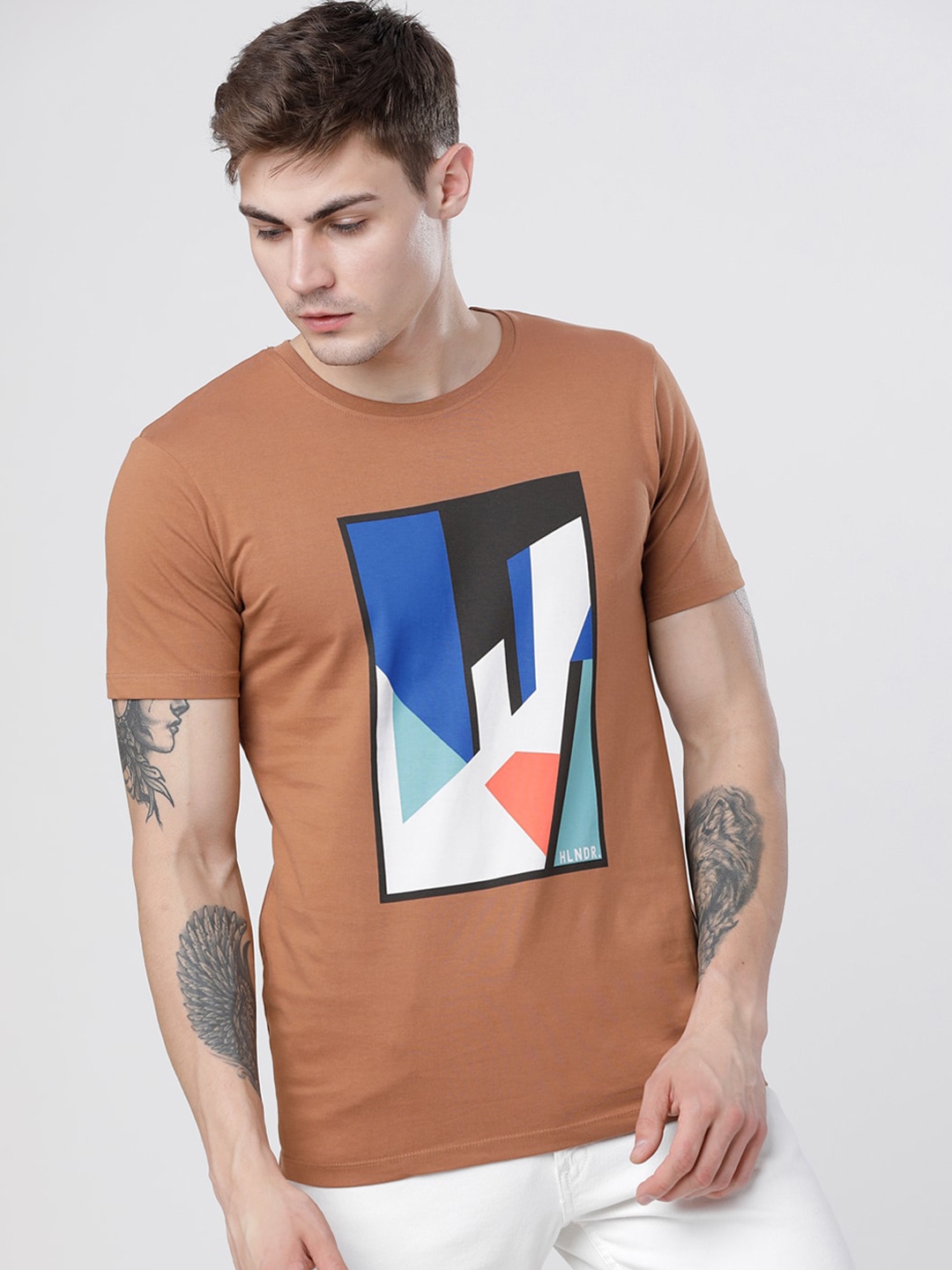 

HIGHLANDER Men Brown Printed Slim Fit Round Neck T-shirt