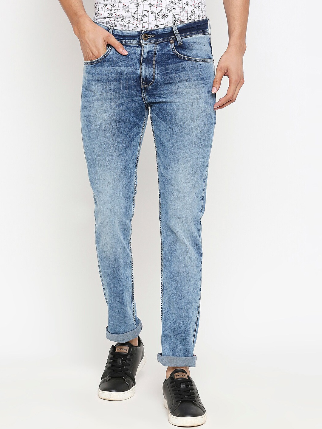 

Mufti Men Blue Tapered Fit Mid-Rise Clean Look Jeans