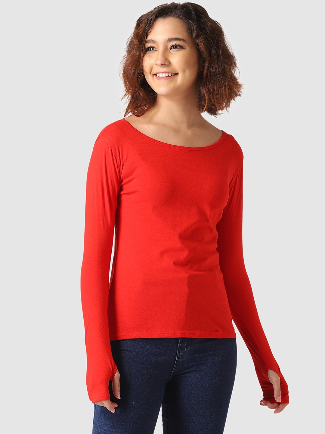 Vemante Women Red Solid Boat Neck T-shirt