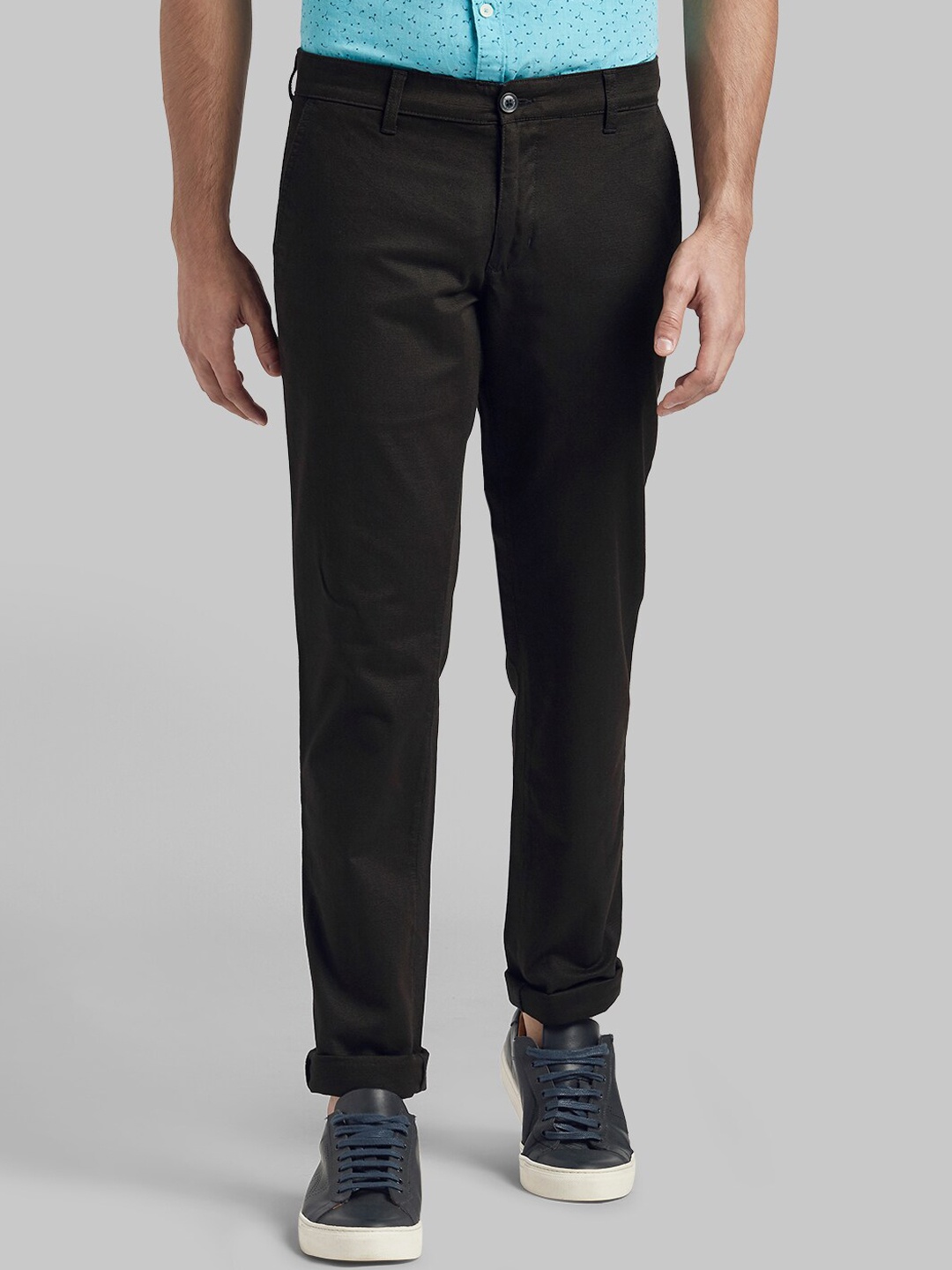

Parx Men Green Tapered Fit Solid Regular Trousers