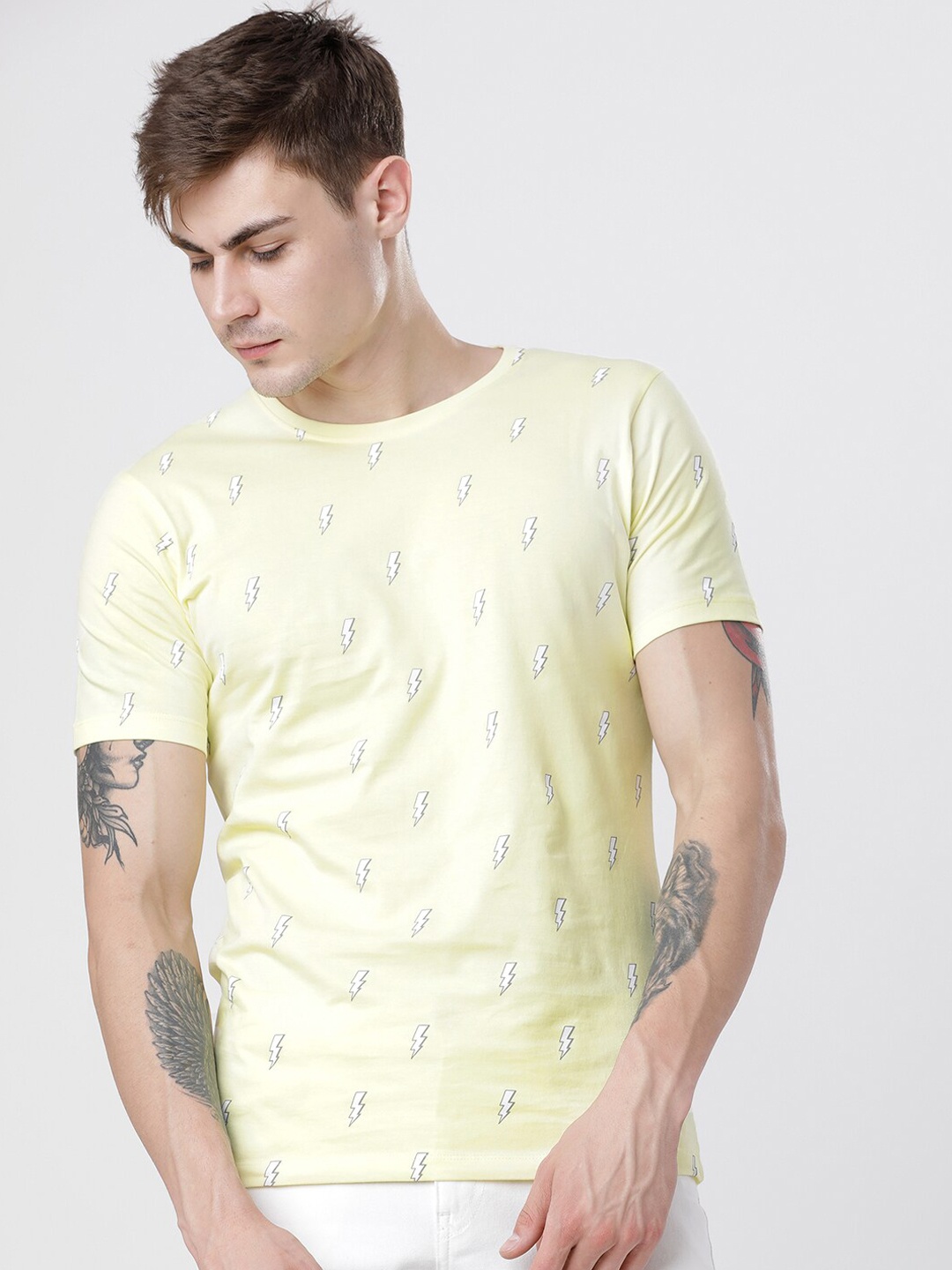HIGHLANDER Men Yellow Printed Slim Fit Round Neck T-shirt