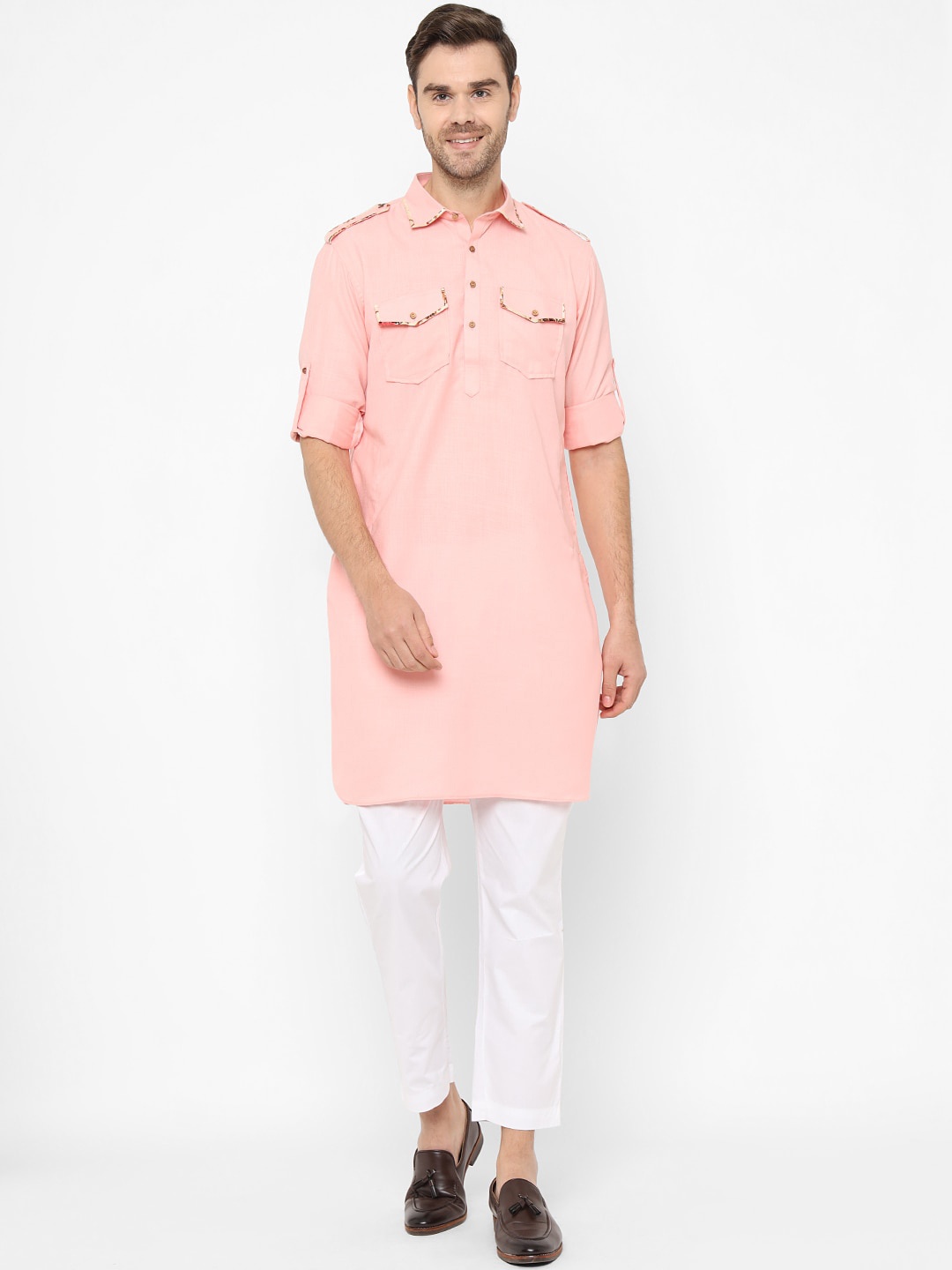 

Chitwan Mohan Men Pink Solid Pathani Kurta with Trousers