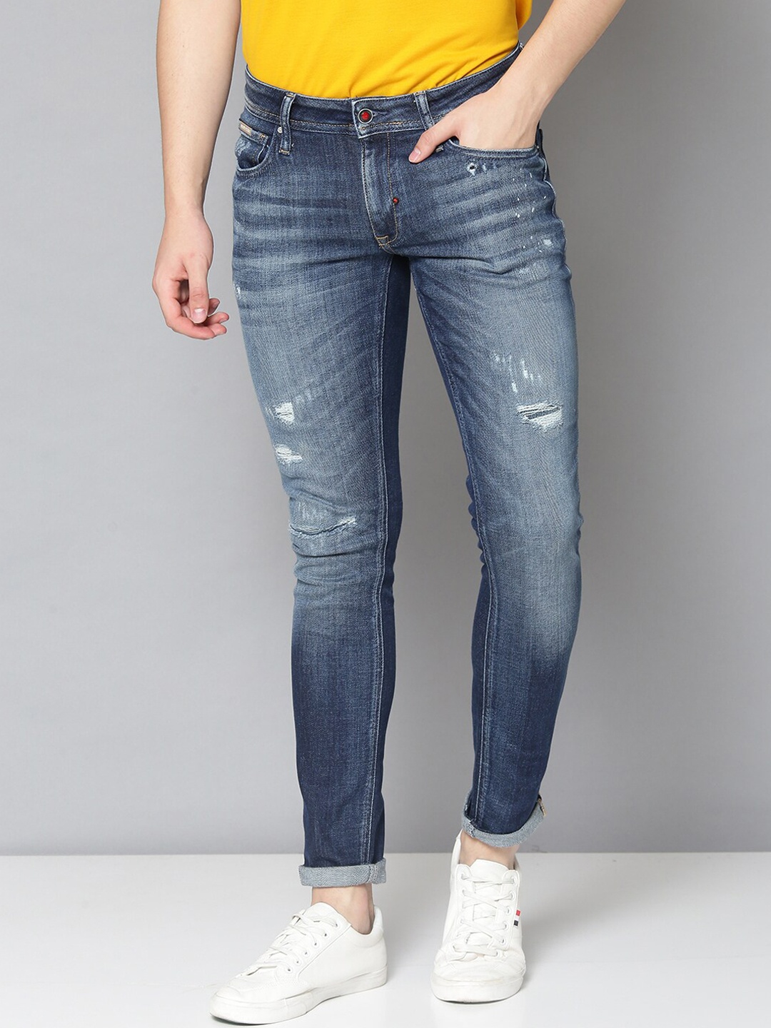 

Antony Morato Men Blue Super Skinny Fit Mid-Rise Mildly Distressed Jeans