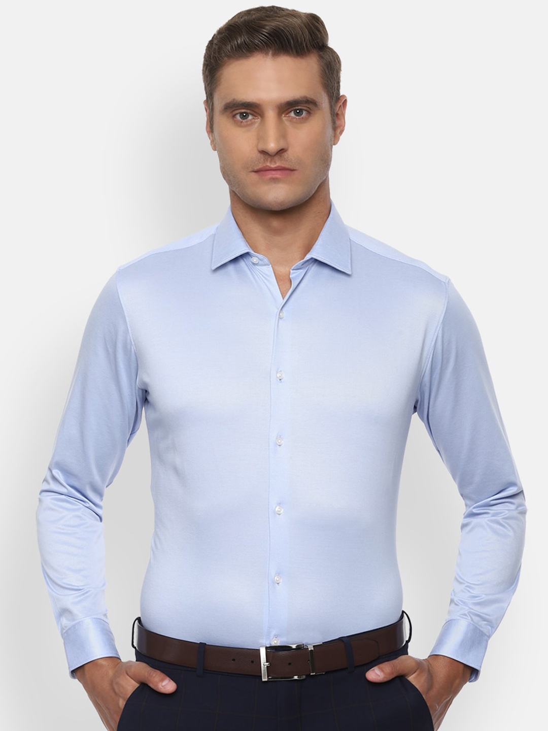 

Van Heusen Men Blue & White Slim Fit Printed Formal Shirt