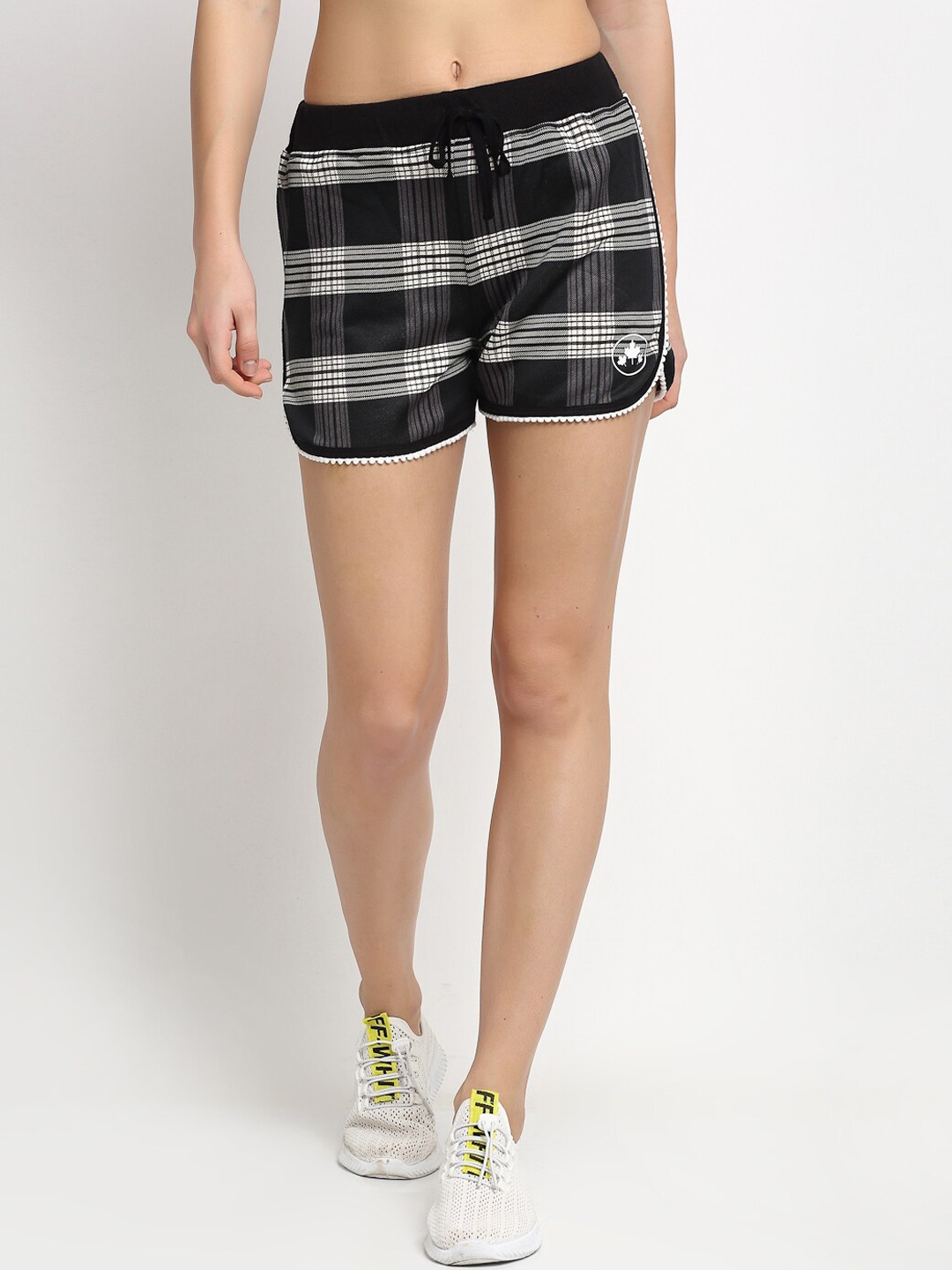 

Rute Women Multicoloured Checked Slim Fit Sports Shorts, Multi