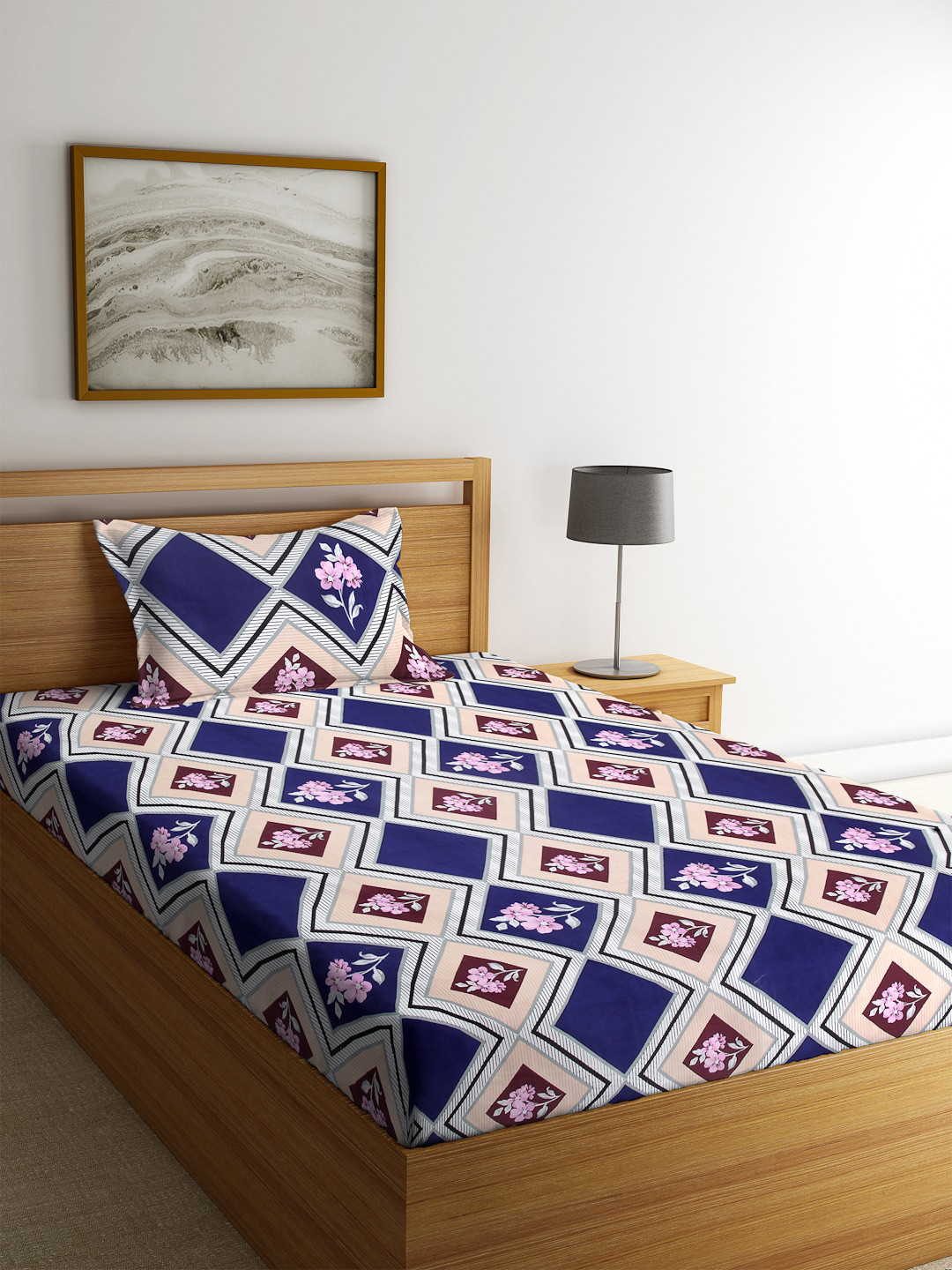 

KLOTTHE Cream-Coloured & Blue Geometric 210 TC Polycotton 1 Single Bedsheet with 1 Pillow Covers