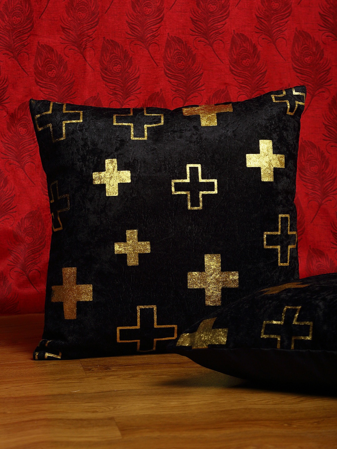 

HOSTA HOMES Black & Gold-Toned Set of 2 Embellished Square Cushion Covers