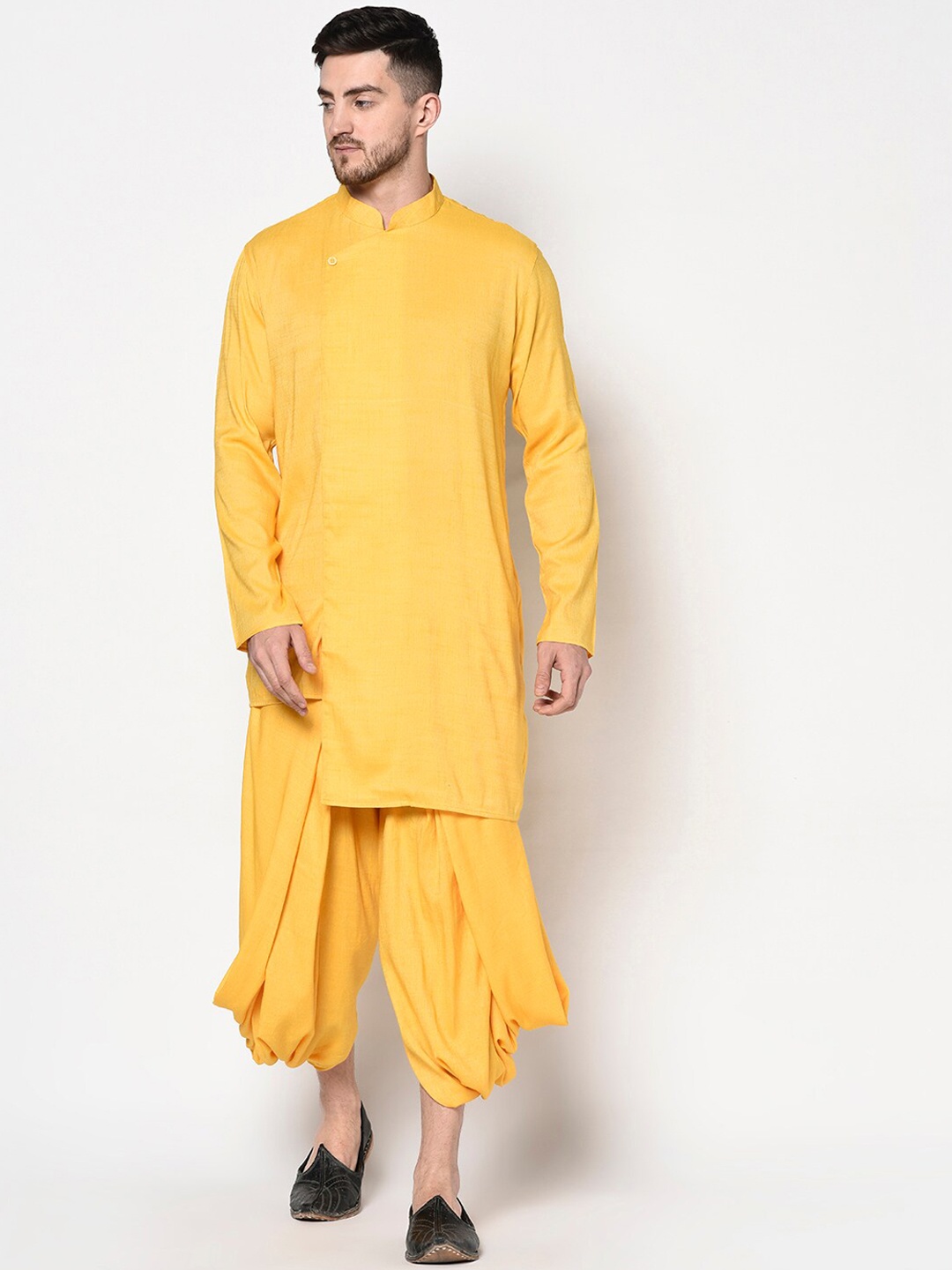 

LAMAAYA Men Yellow Angrakha Kurta with Dhoti Pants