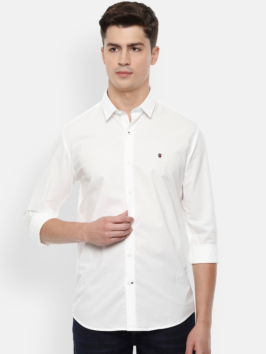 

Louis Philippe Sport Men White Slim Fit Solid Cotton Casual Shirt