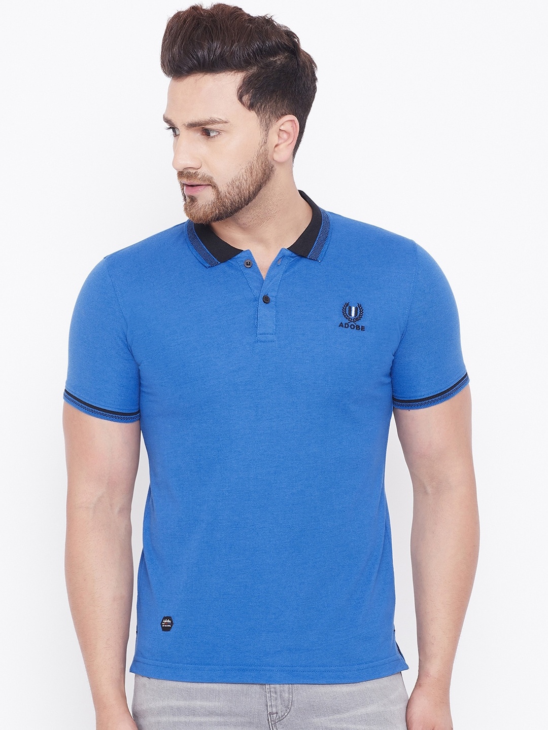 

Adobe Men Blue Solid Polo Collar T-shirt