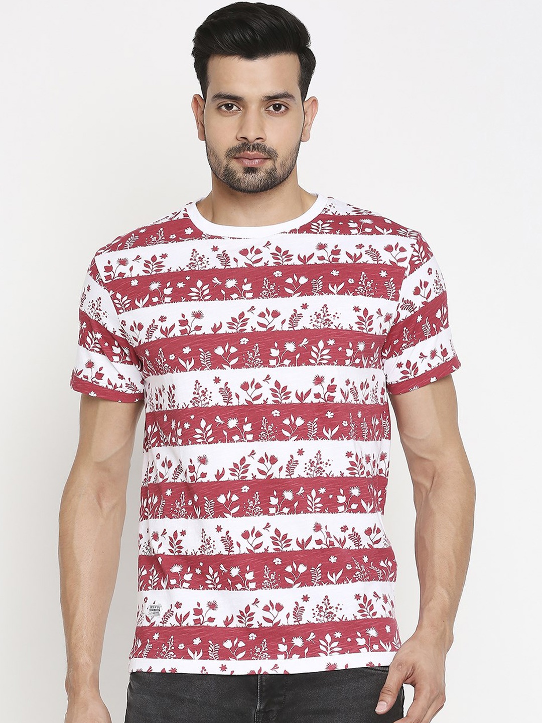 

Mufti Men White Red Floral Printed Round Neck Cotton Pure Cotton T-shirt