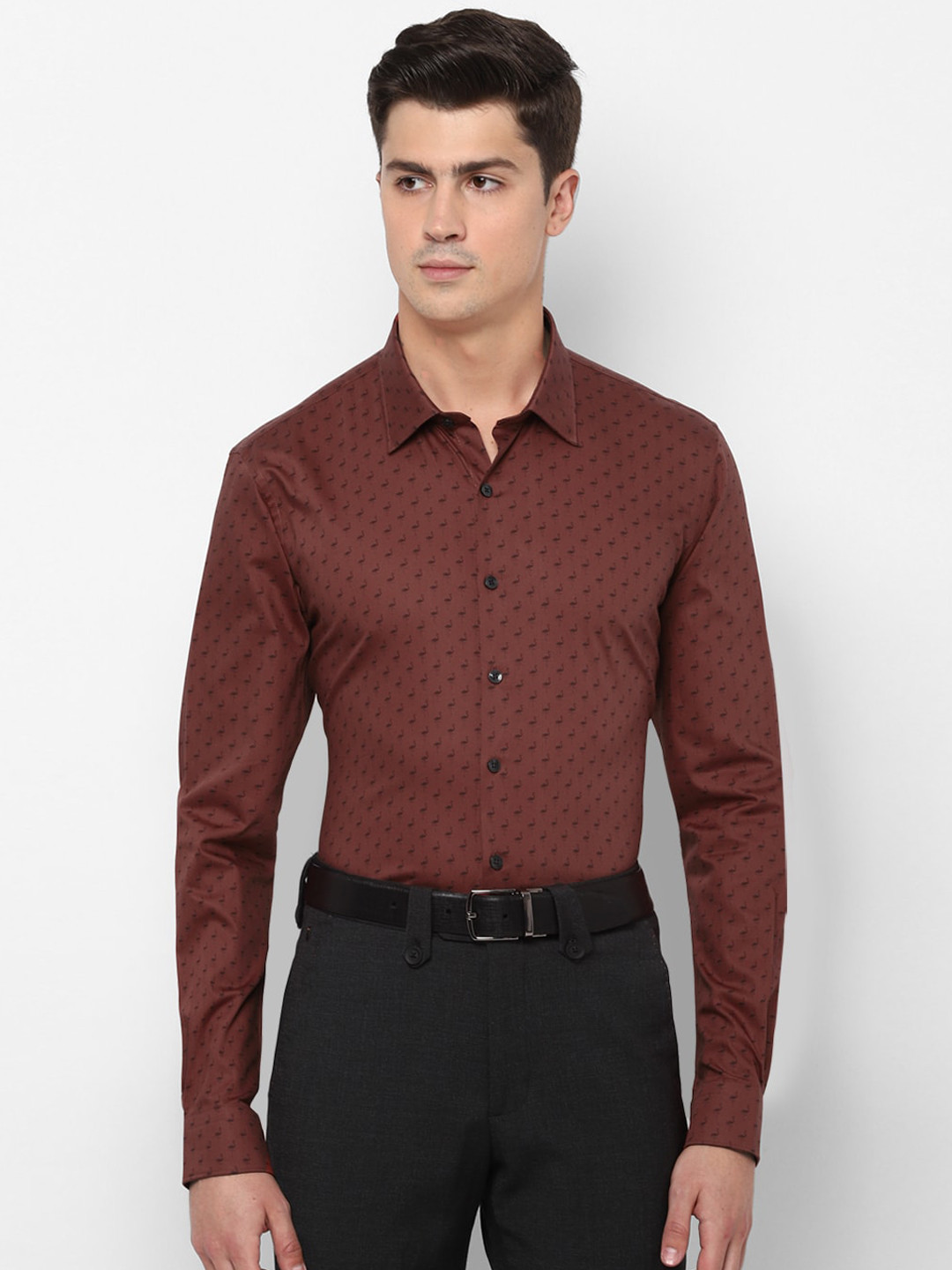 

SIMON CARTER LONDON Men Brown Regular Fit Printed Cotton Formal Shirt