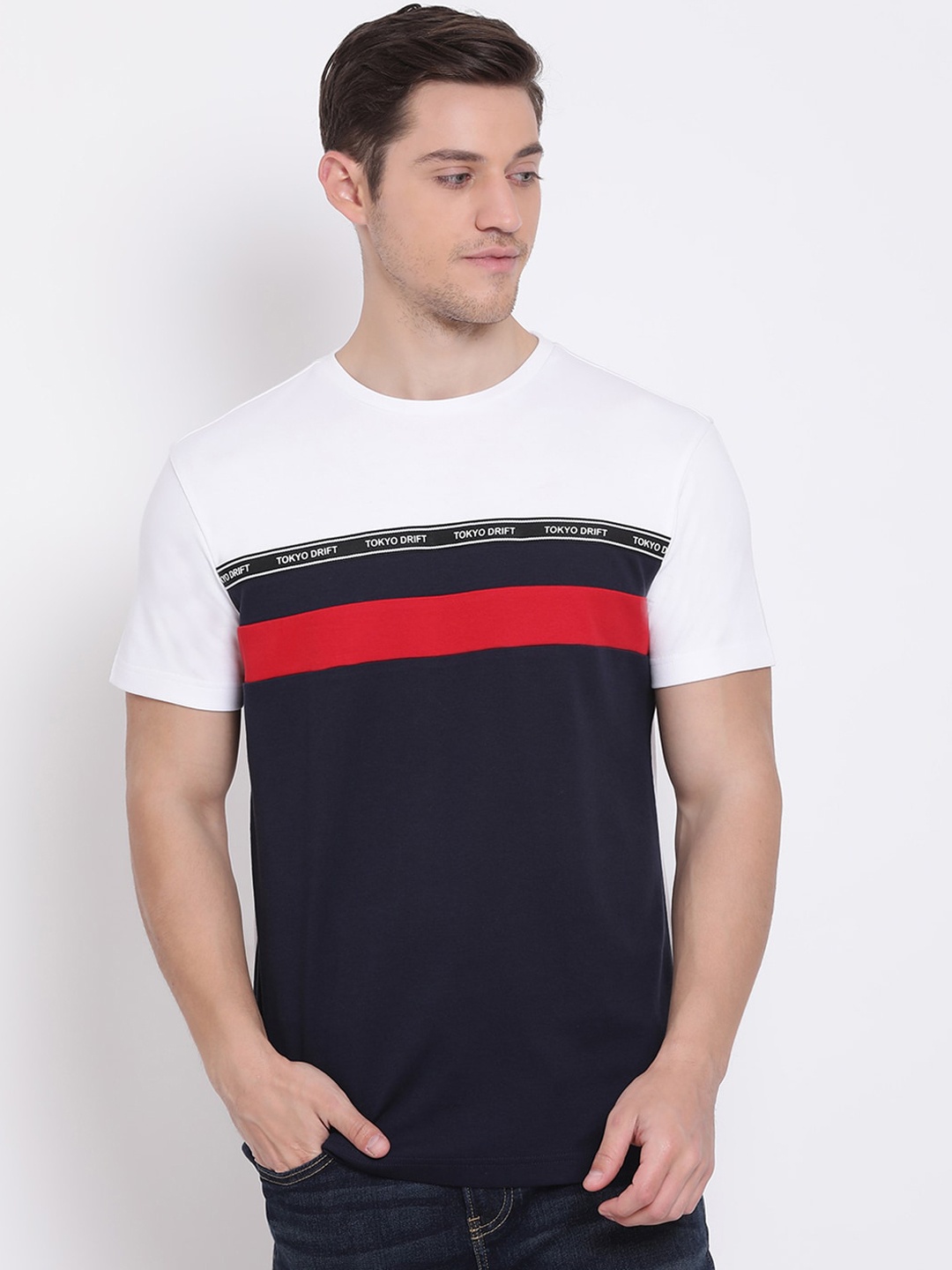

Red Tape Men Navy Blue Colourblocked Round Neck T-shirt