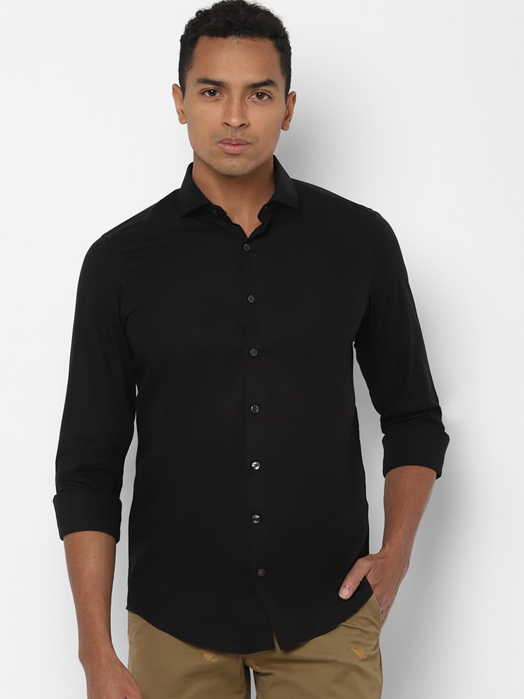 

SIMON CARTER LONDON Men Black Slim Fit Solid Casual Shirt