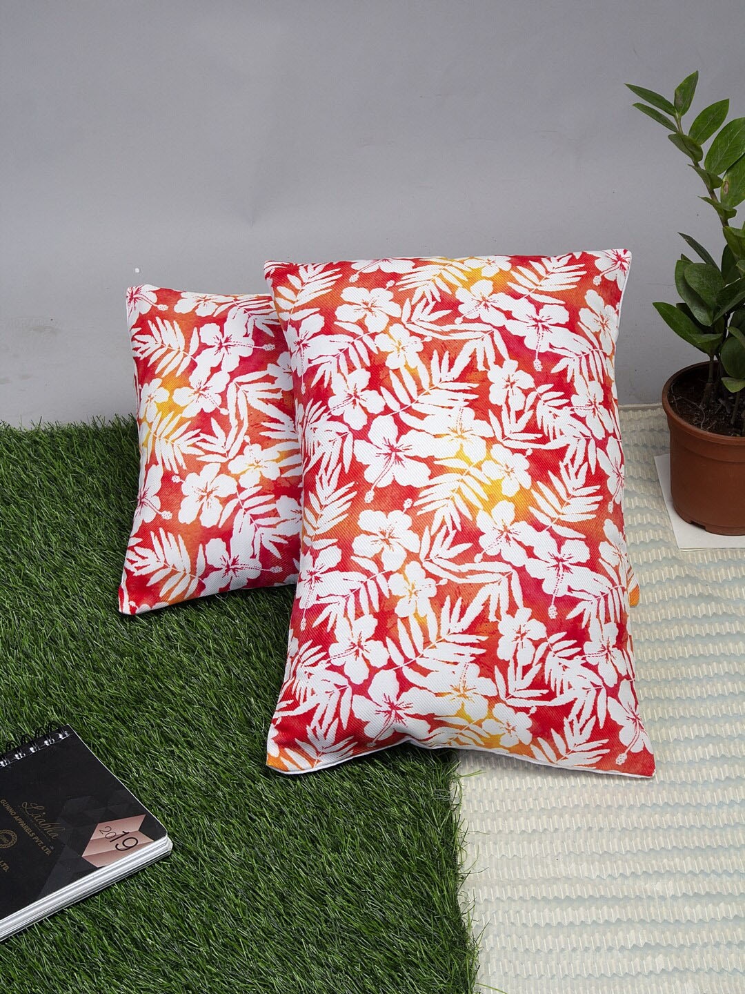 Alina decor Orange & White Set of 2 Floral Rectangle Cushion Covers