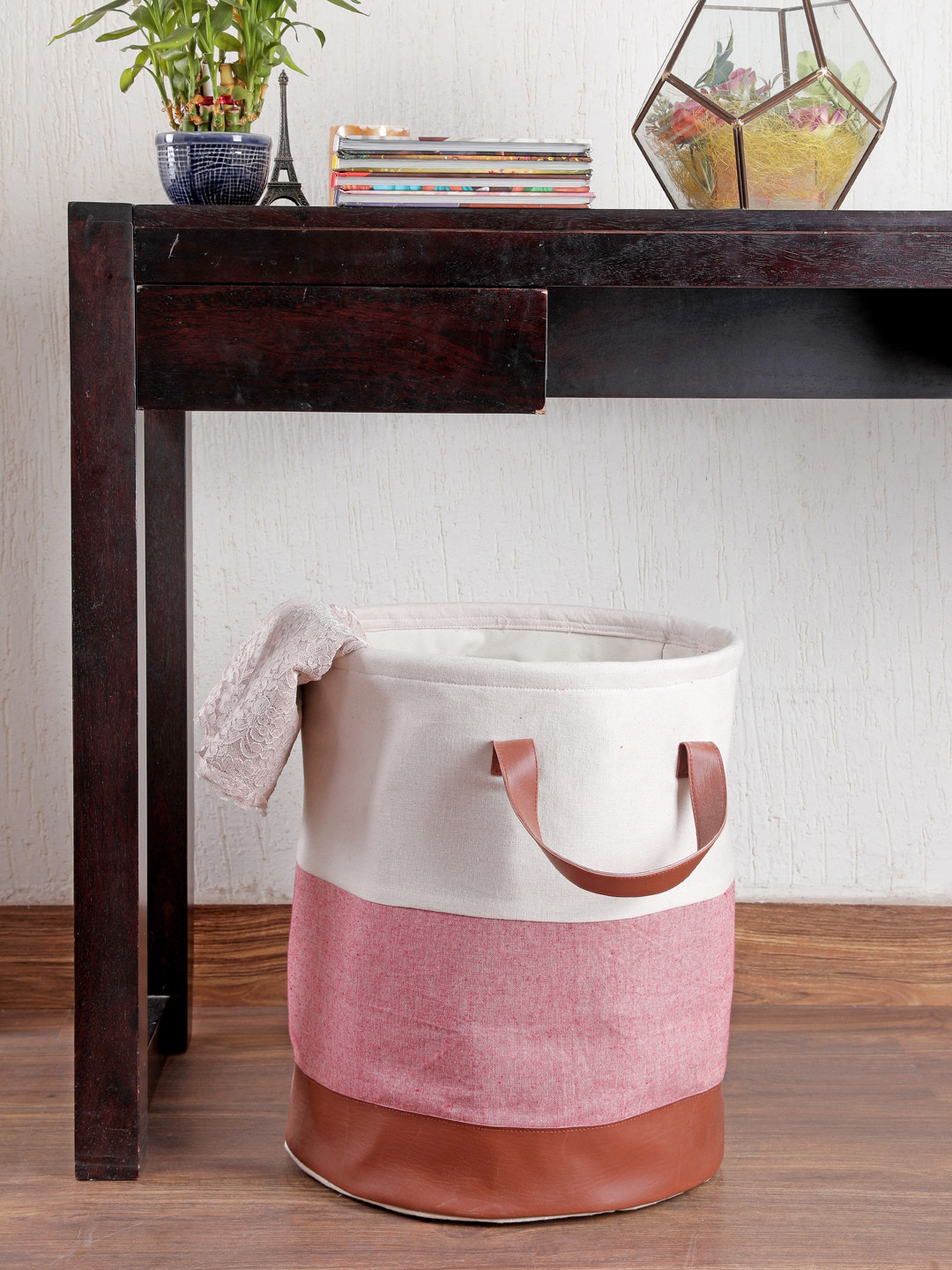 

My Gift Booth Set Of 2 Off-White & Pink Clourblocked Organisers With Handles