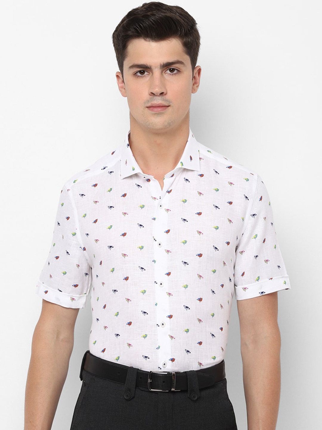 

SIMON CARTER LONDON Men White & Blue Slim Fit Printed Casual Linen Shirt