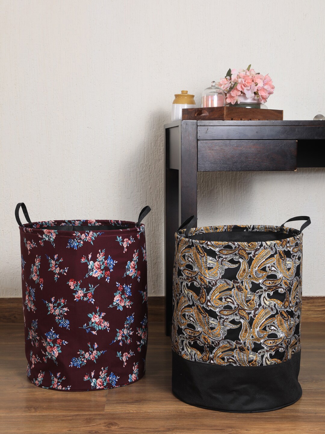 

My Gift Booth Set Of 2 Maroon & Black Printed Laundry Bags