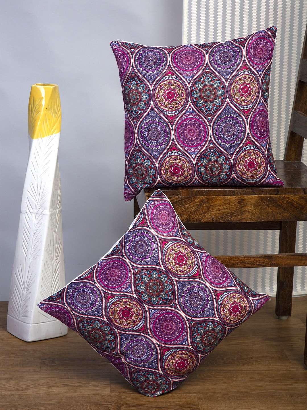 

Alina decor Purple & Pink Set of 2 Ethnic Motifs Square Cushion Covers