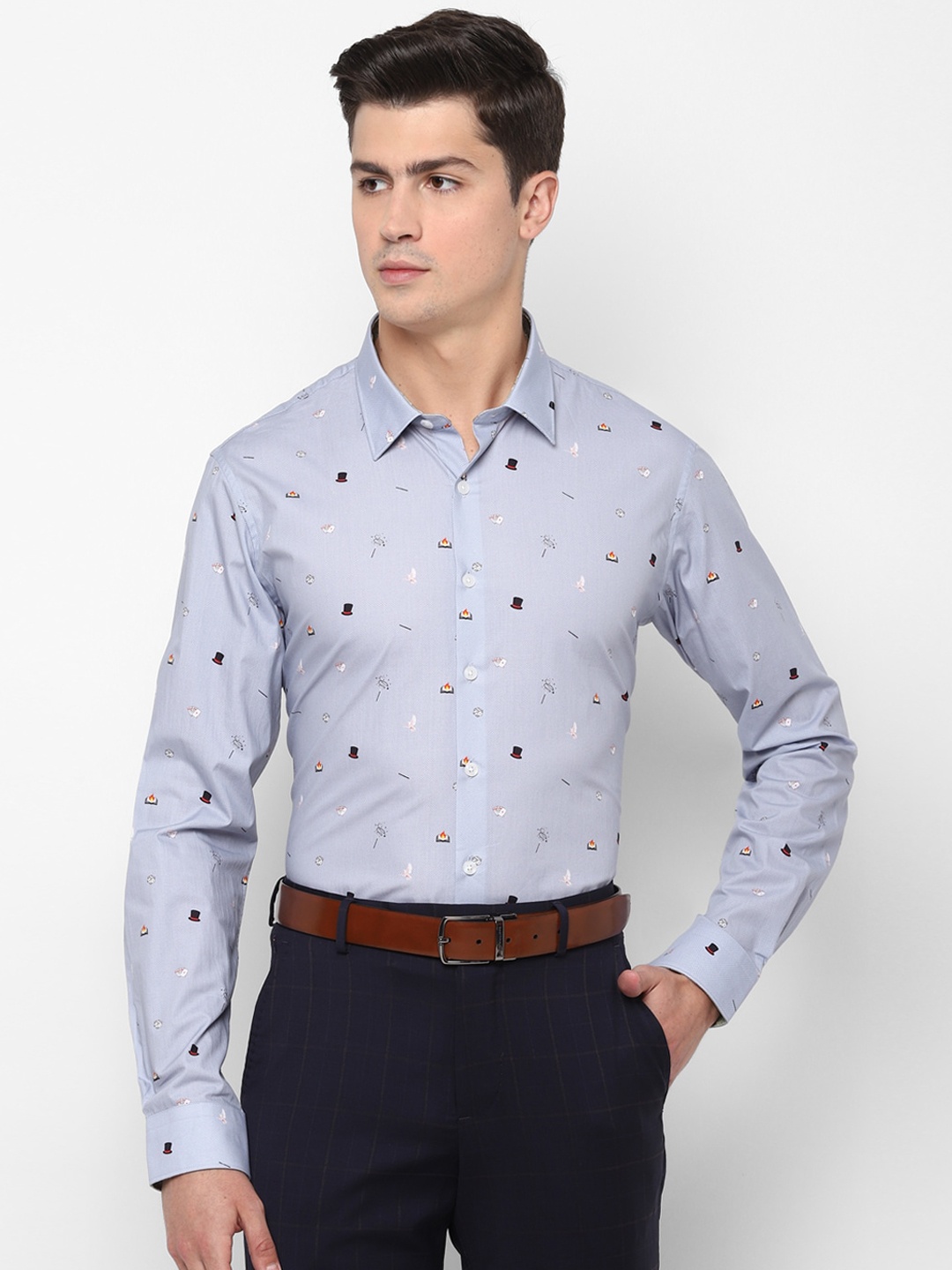 

SIMON CARTER LONDON Men Blue Regular Fit Printed Casual Shirt