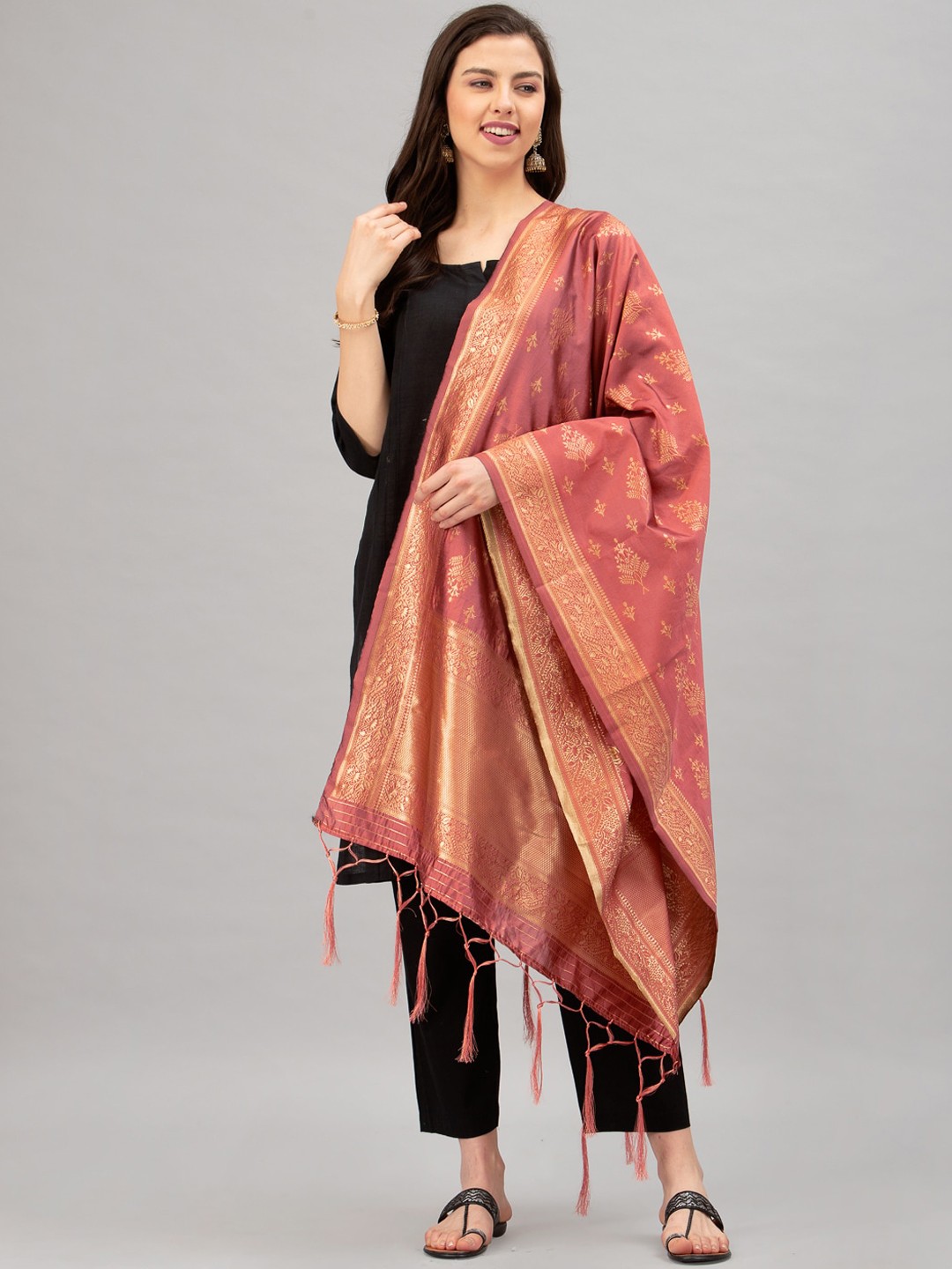 

Satrani Pink & Gold-Coloured Woven Design Jacquard Banarasi Dupatta