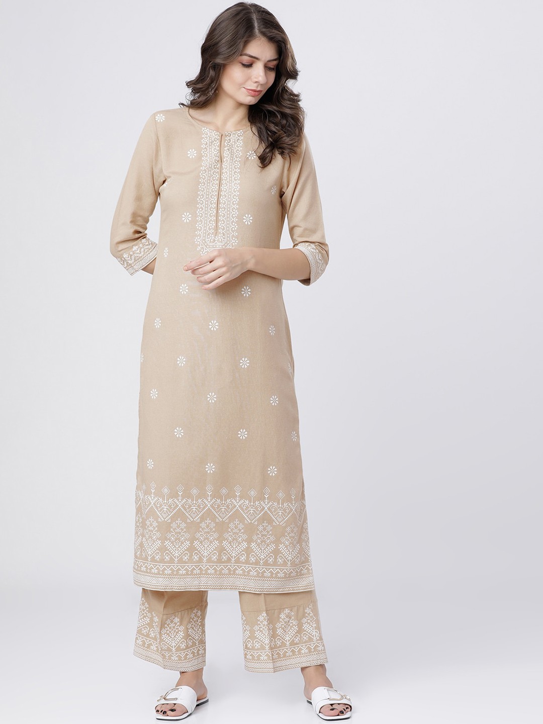

Vishudh Women Beige Ethnic Motifs Printed Kurta
