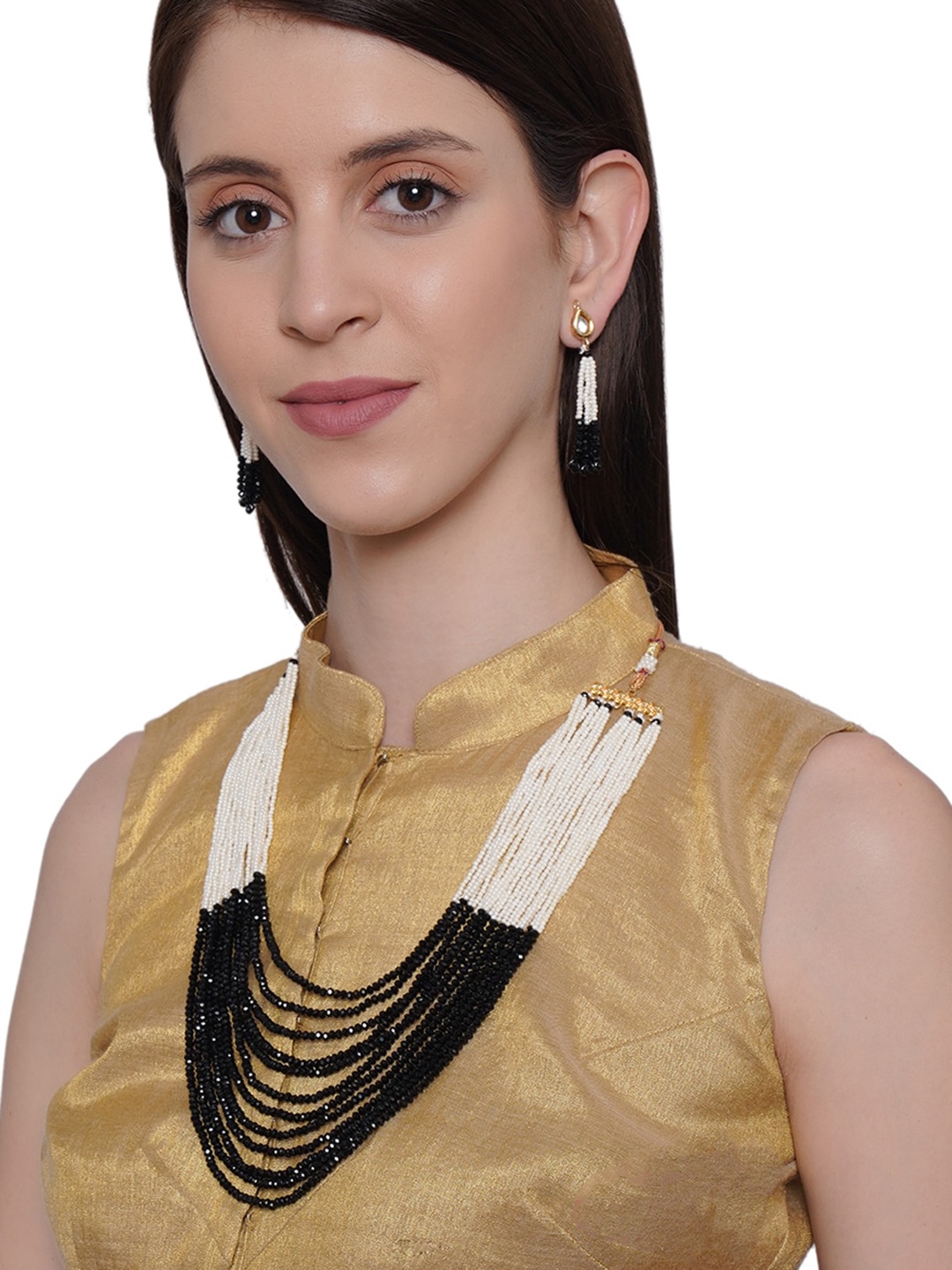 

Shoshaa Gold-Plated Black & White Kundan-Studded & Onyx Beaded Jewellery Set